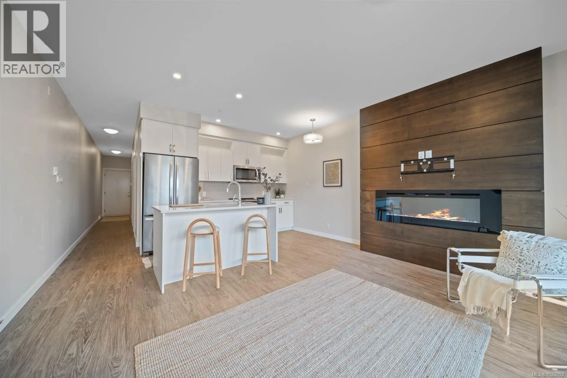 Property at #205 91 CHAPEL ST, Nanaimo, BC