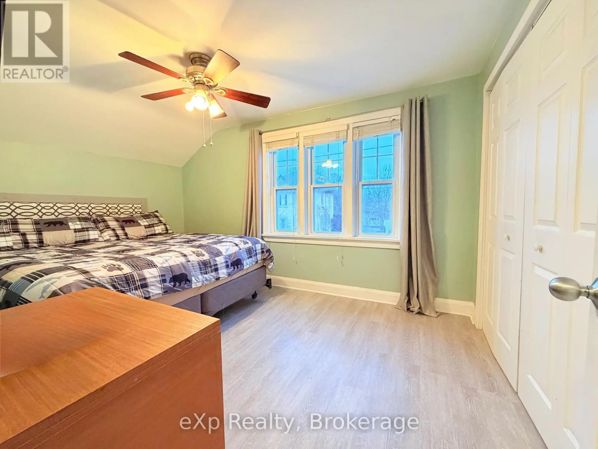 580 11TH AVENUE - Image 13