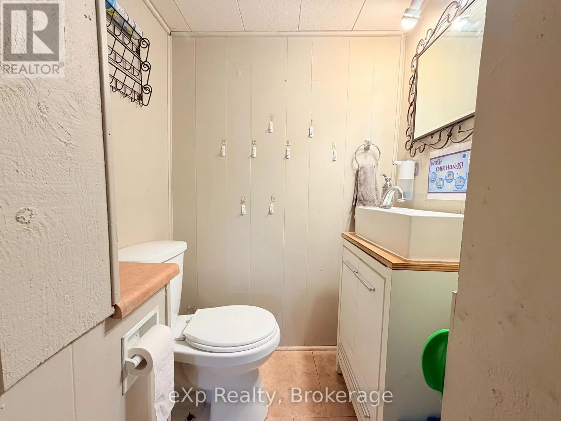 580 11TH AVENUE - Image 15