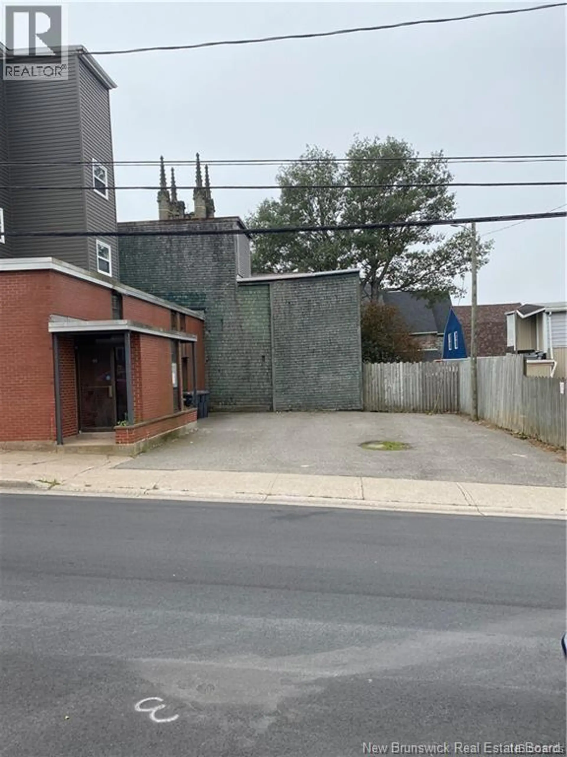 101 CARLETON STREET - Image 3