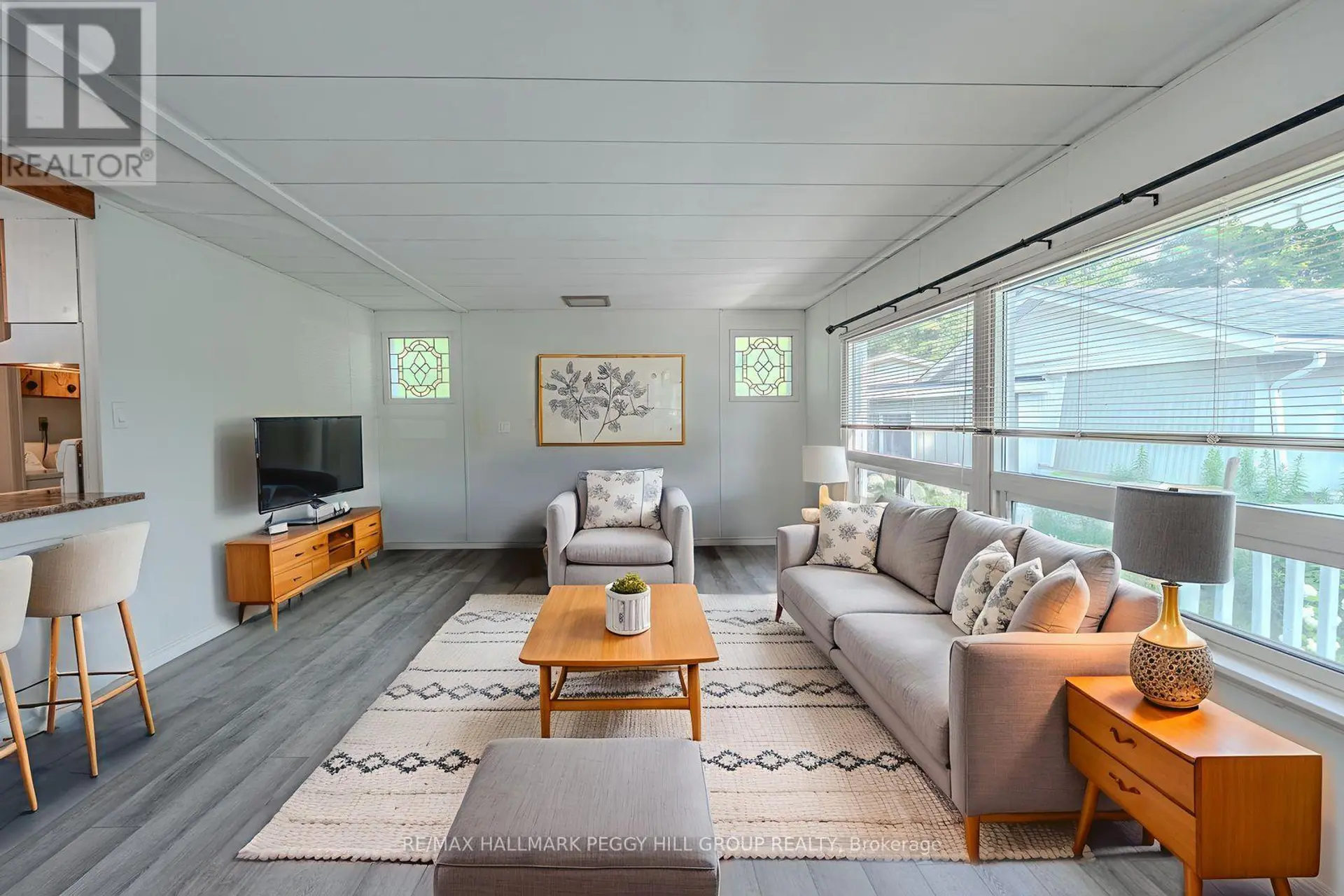 85 HAWTHORNE DRIVE - Image 2
