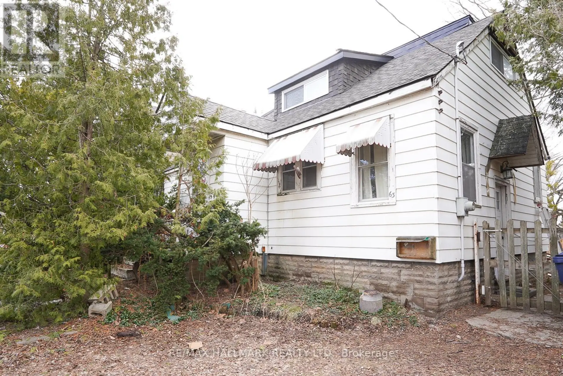 63 HIGHVIEW AVENUE - Image 2