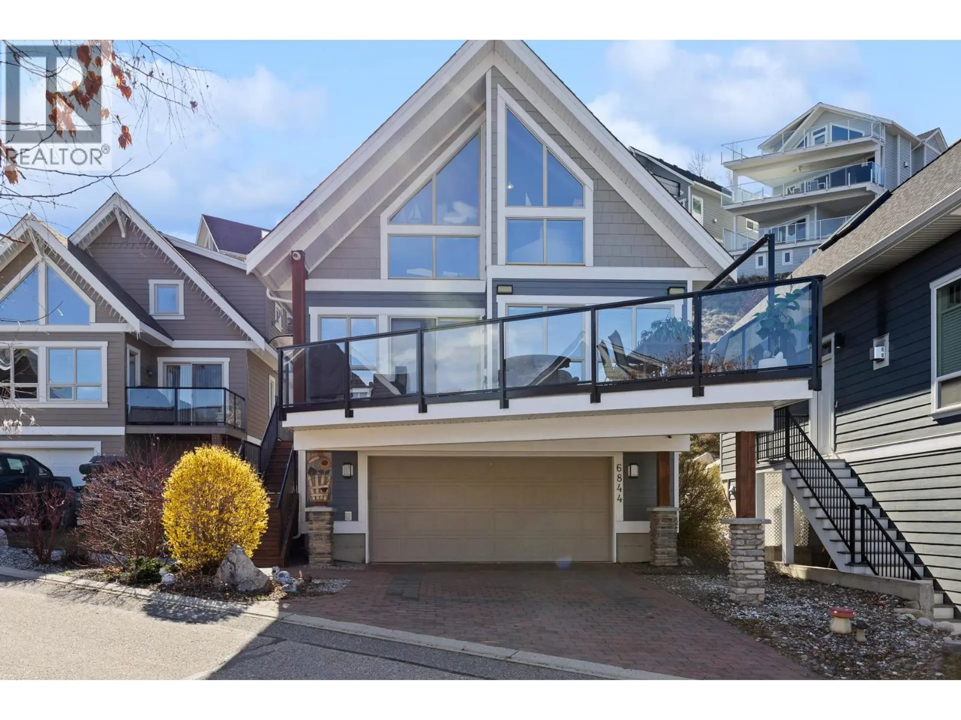 Property at 6844 Santiago Loop, Kelowna, BC
