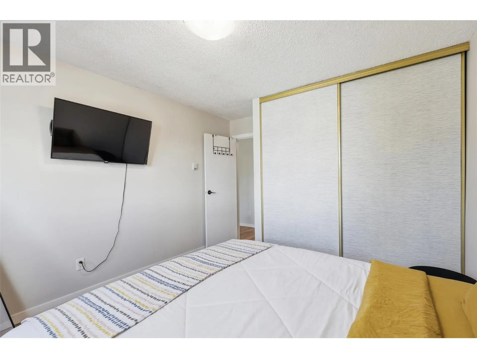 Property at #15 1810 SUMMIT DRIVE, Kamloops, BC