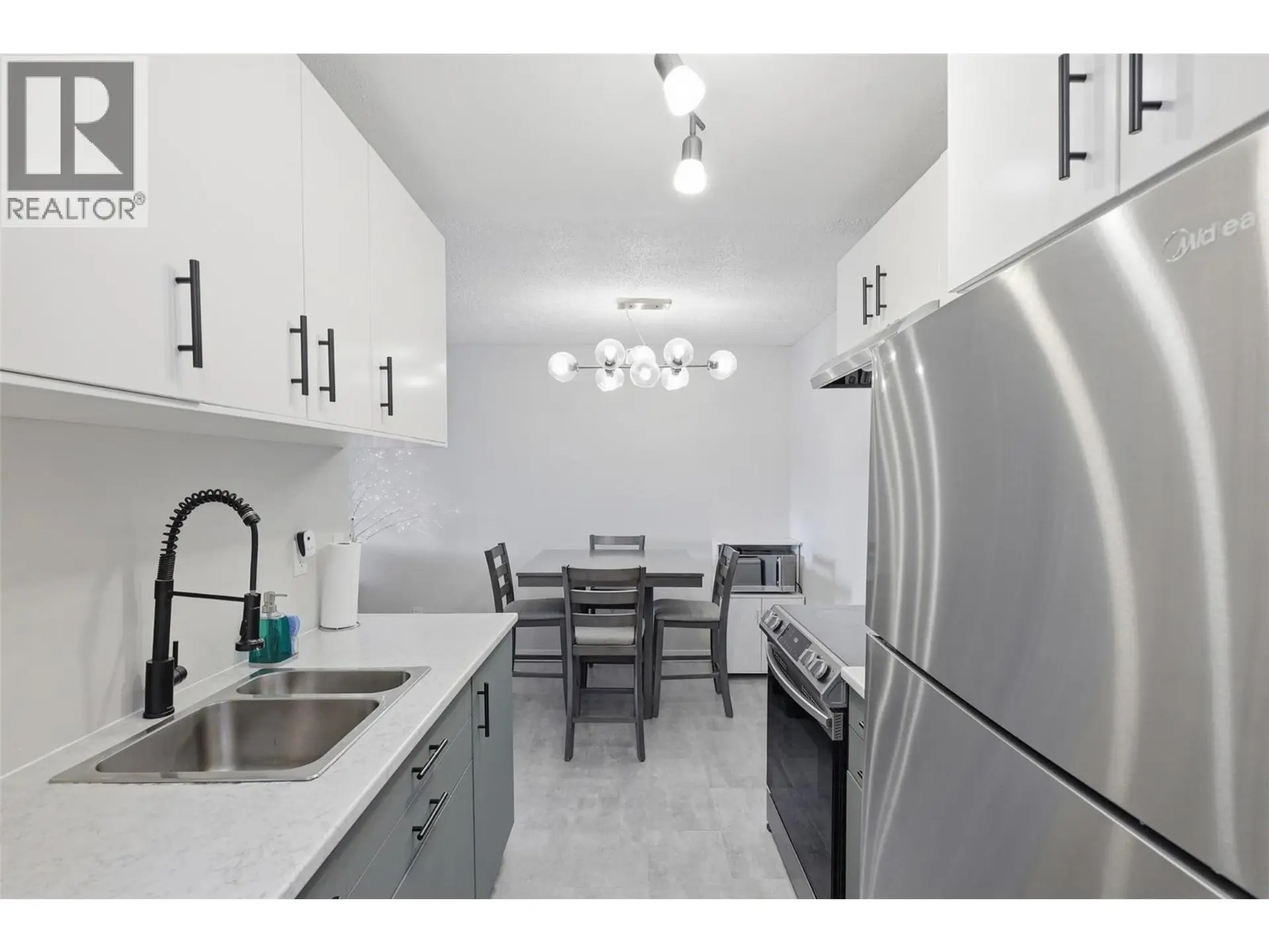 Property at #15 1810 SUMMIT DRIVE, Kamloops, BC