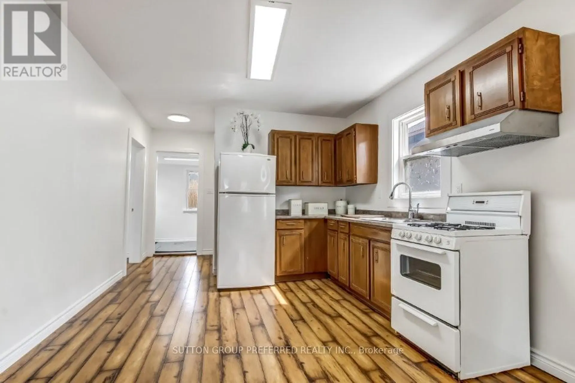 272 SANDERS STREET - Image 3