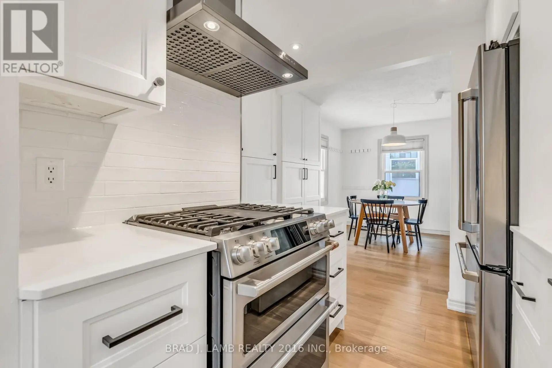 794 THE QUEENSWAY - Image 6