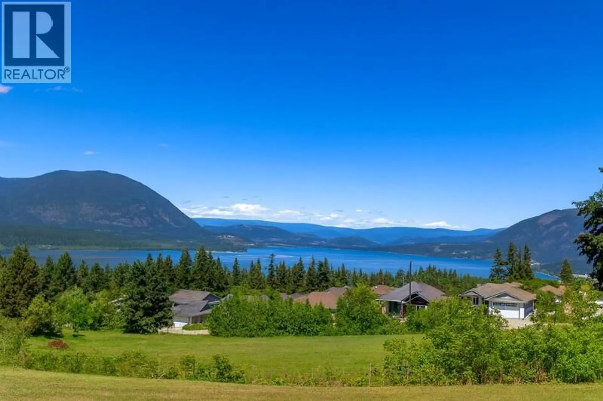 Property at 1060 16 AVENUE SE, Salmon Arm, BC