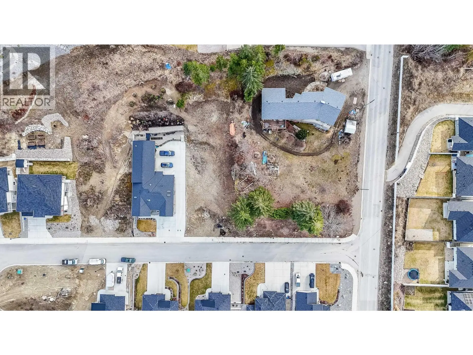 Property at 1060 16 AVENUE SE, Salmon Arm, BC