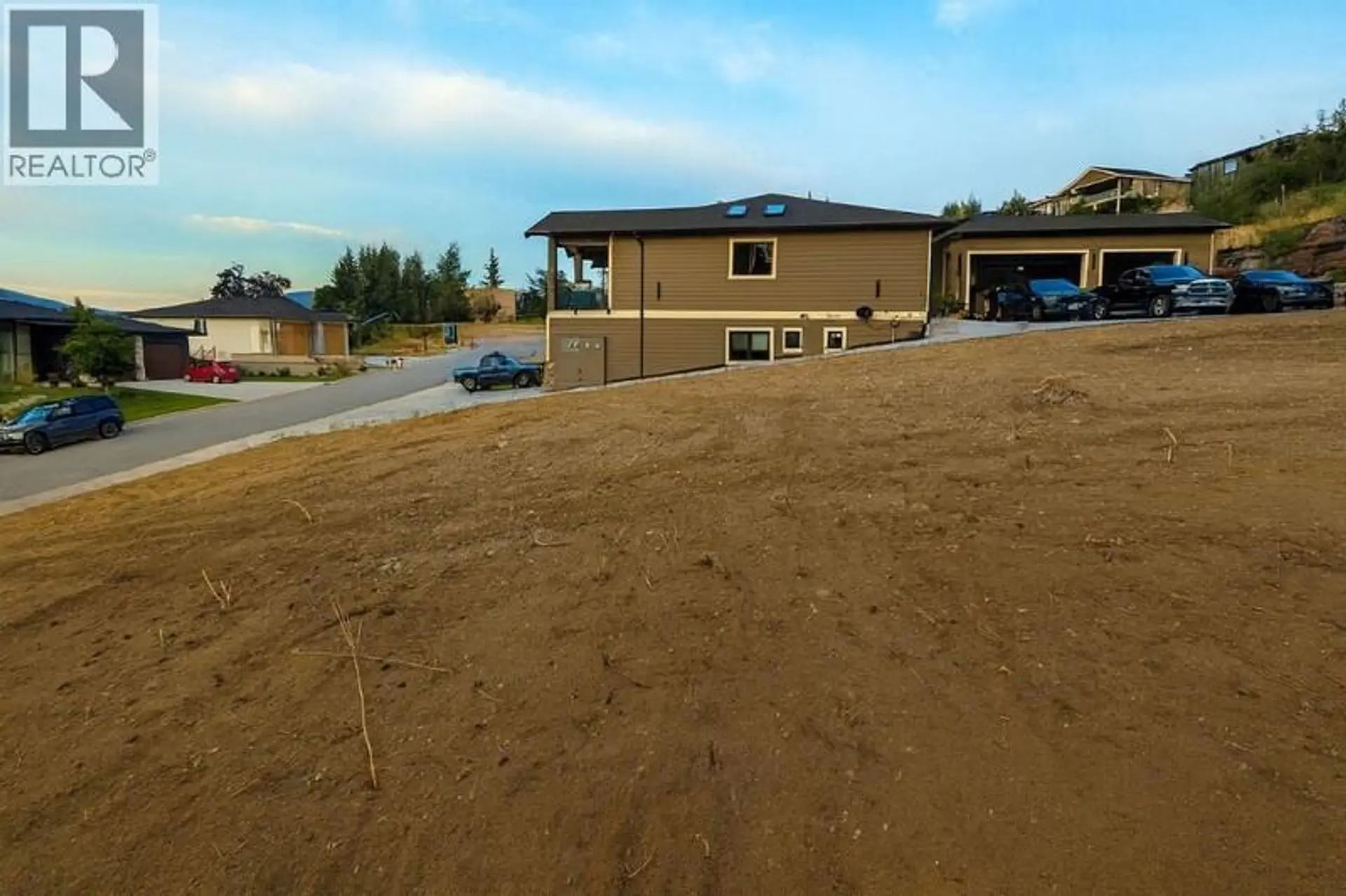 Property at 1060 16 AVENUE SE, Salmon Arm, BC