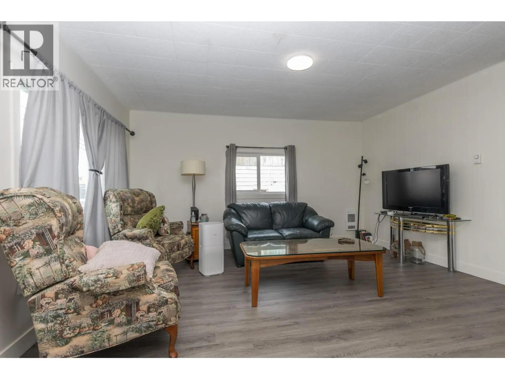 Property at 680 10 STREET SW, Salmon Arm, BC