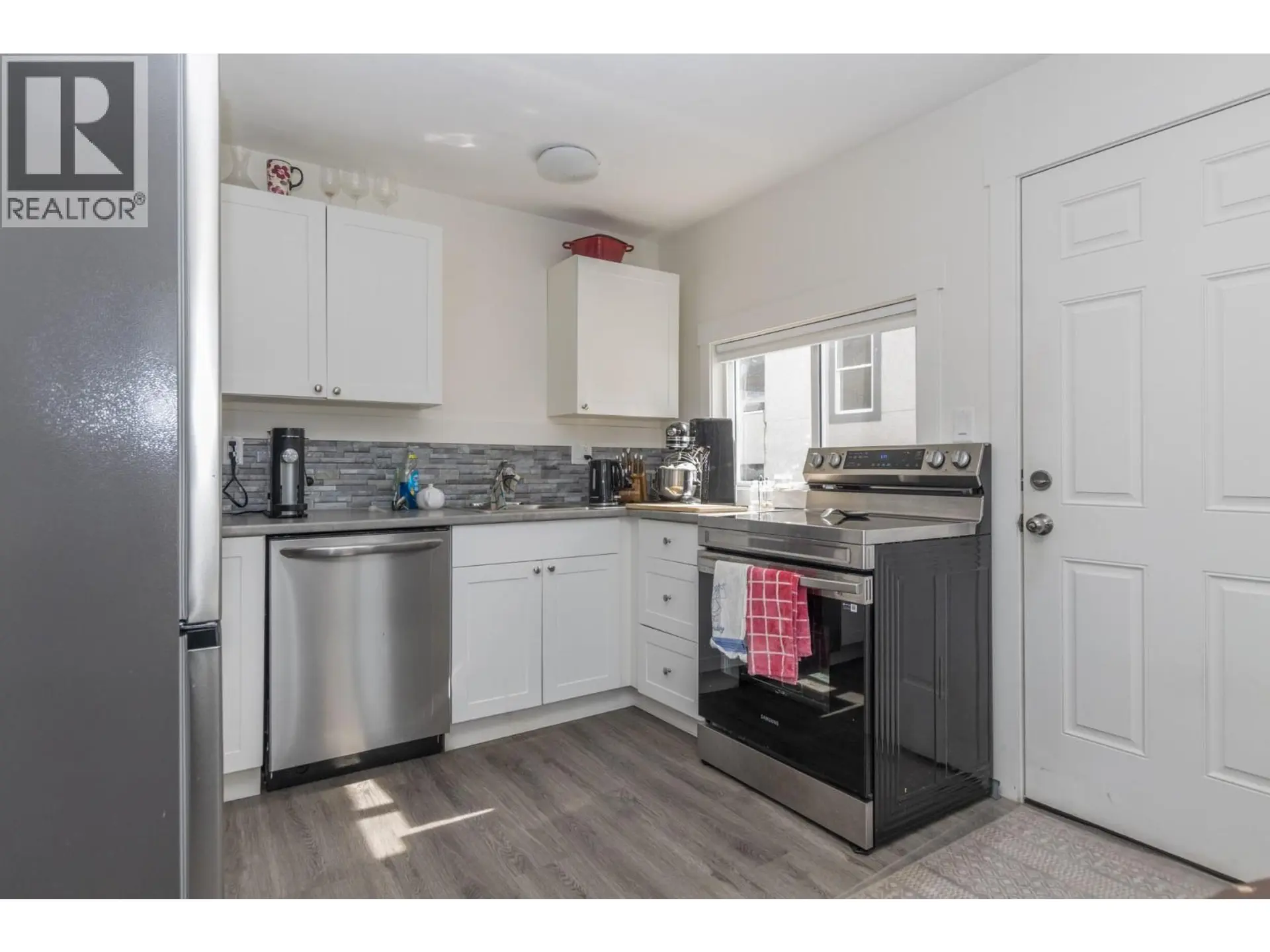 Property at 680 10 STREET SW, Salmon Arm, BC