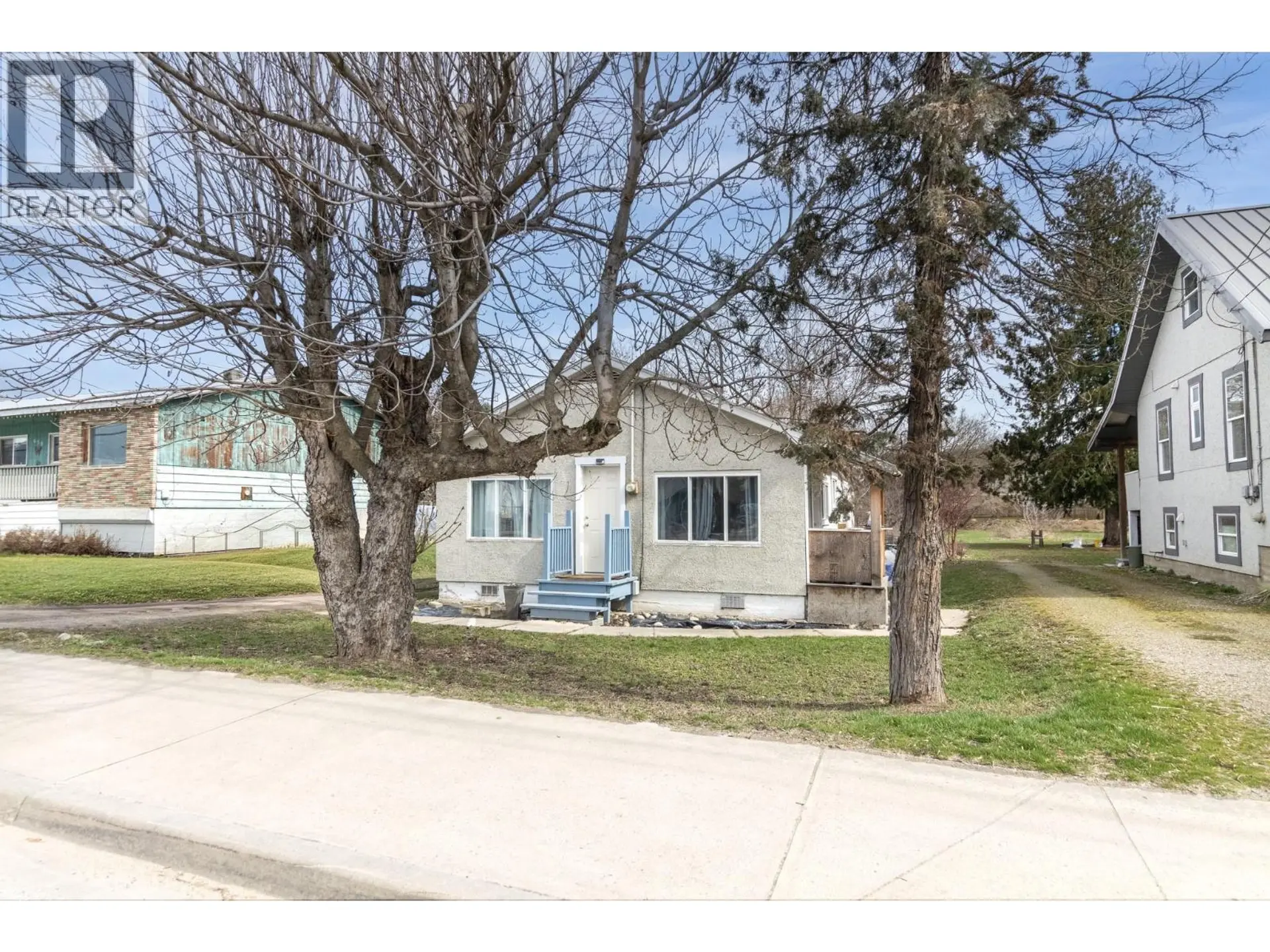 Property at 680 10 STREET SW, Salmon Arm, BC