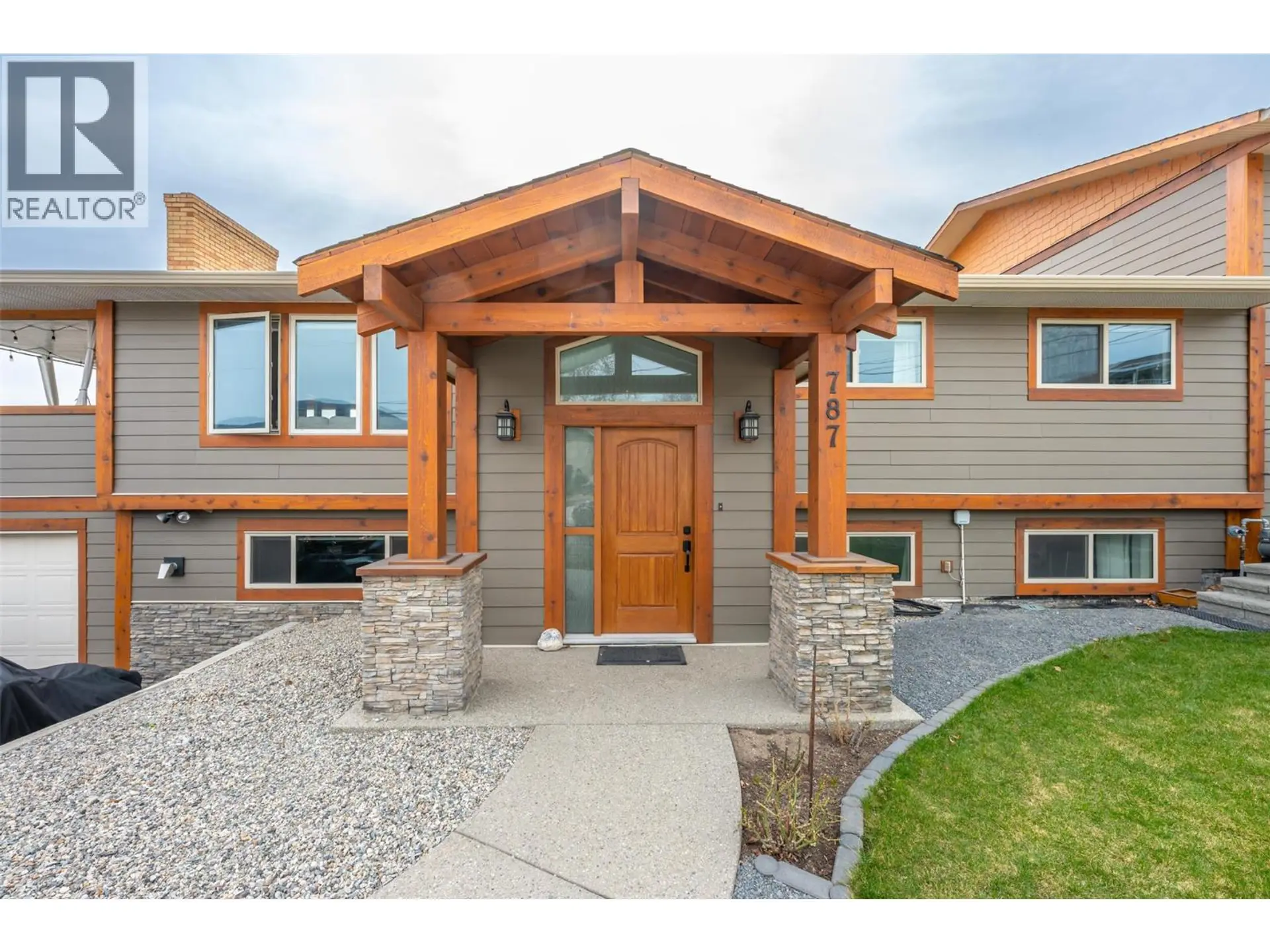 Property at 787 Kettle Avenue, Oliver, BC