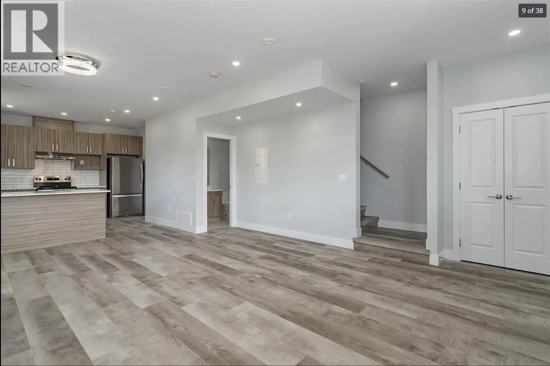 Property at #1 1046 MARTIN AVENUE, Kelowna, BC