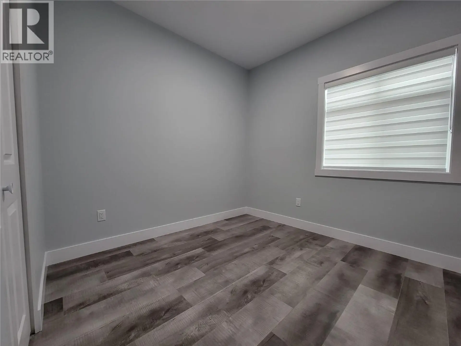 Property at #1 1046 MARTIN AVENUE, Kelowna, BC