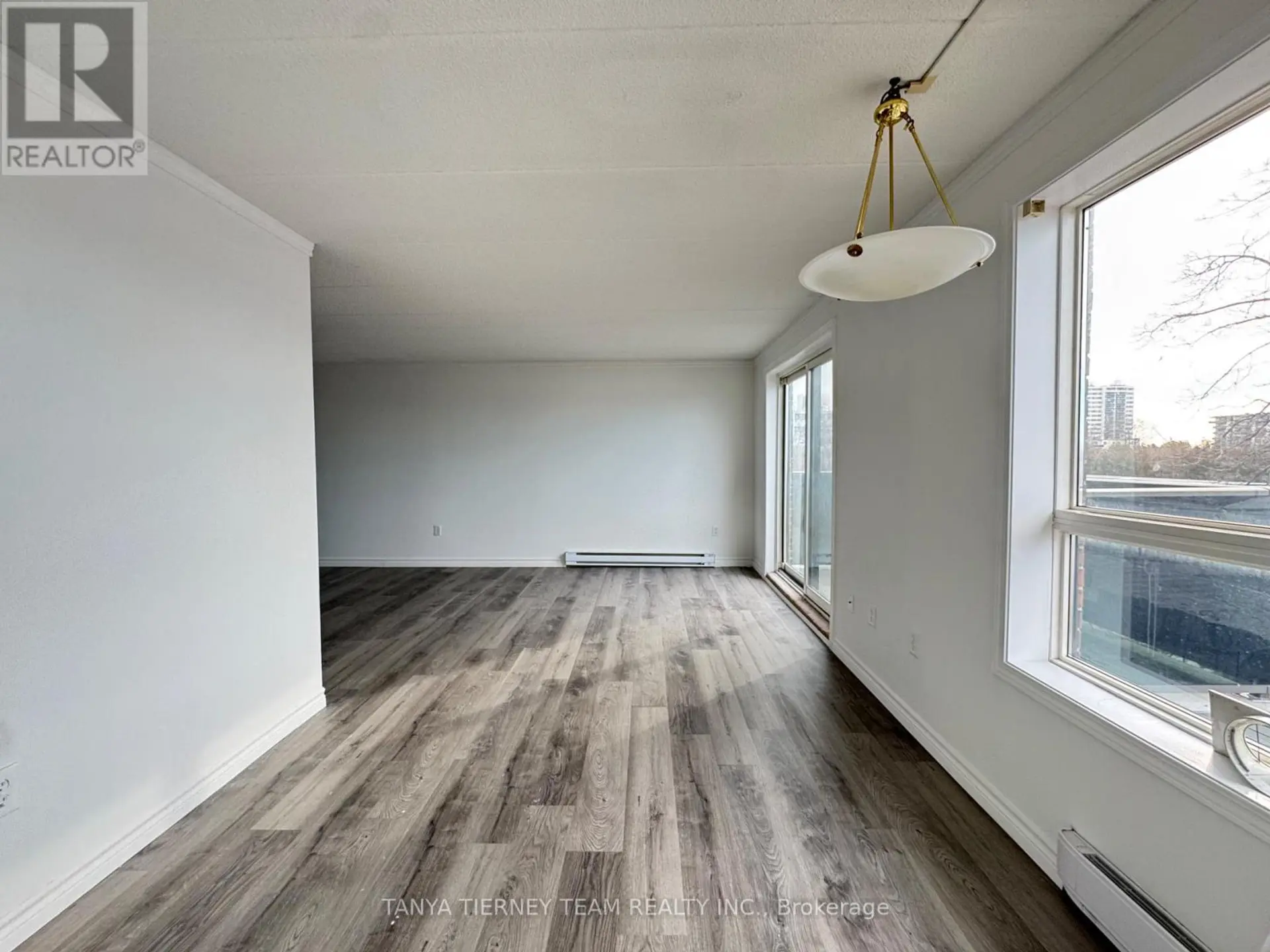 #48 43 TAUNTON ROAD - Image 5