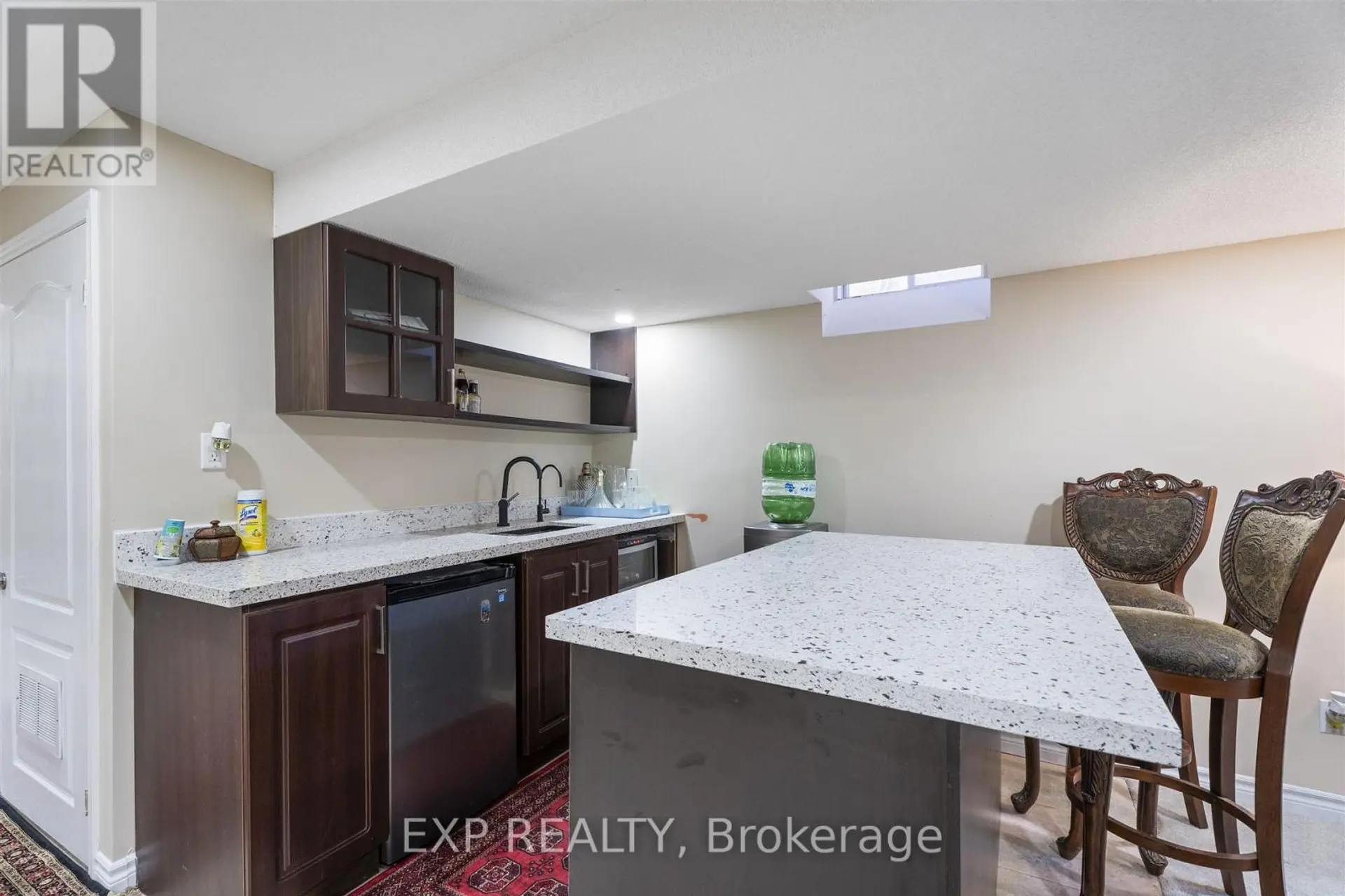 76 HIBERTON CRESCENT - Image 12