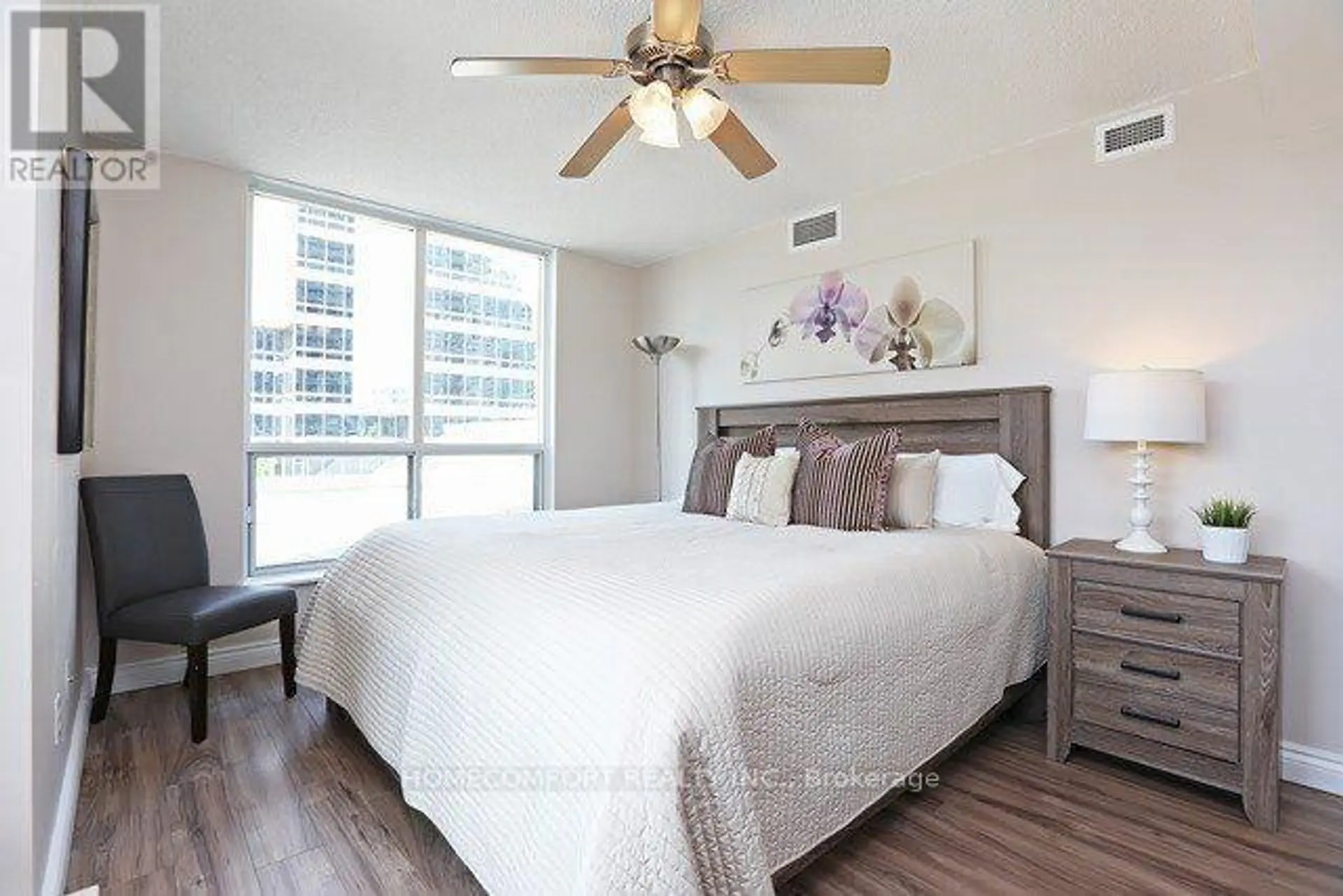 #312 18 PARKVIEW AVENUE - Image 10