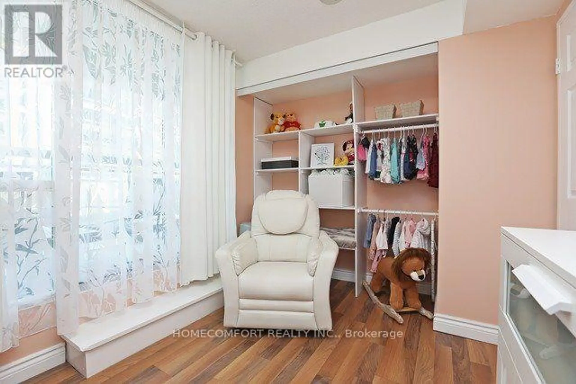#312 18 PARKVIEW AVENUE - Image 13