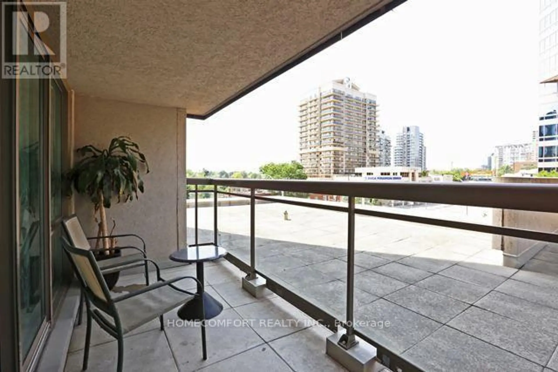 #312 18 PARKVIEW AVENUE - Image 15