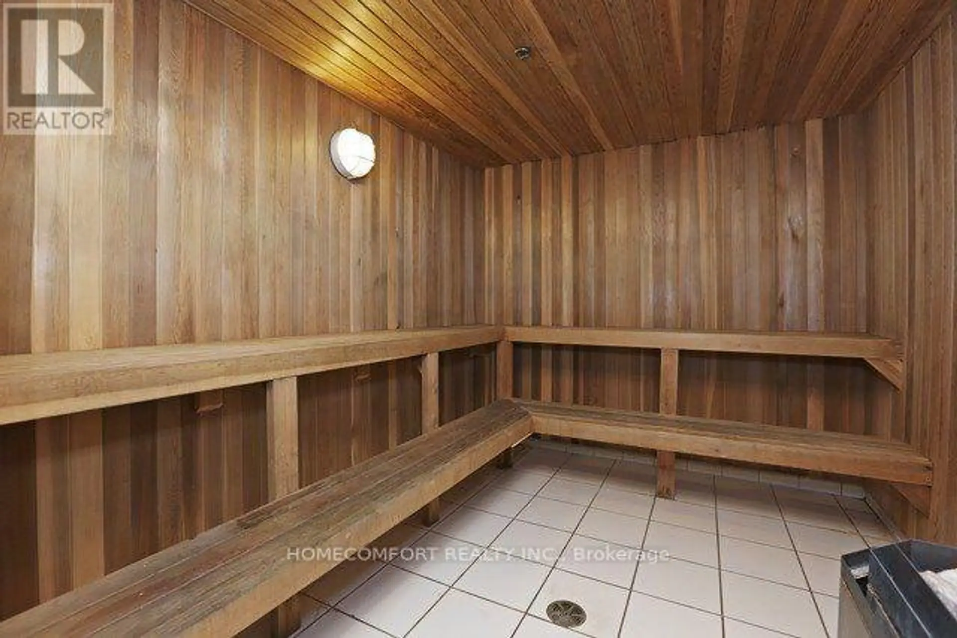 #312 18 PARKVIEW AVENUE - Image 17