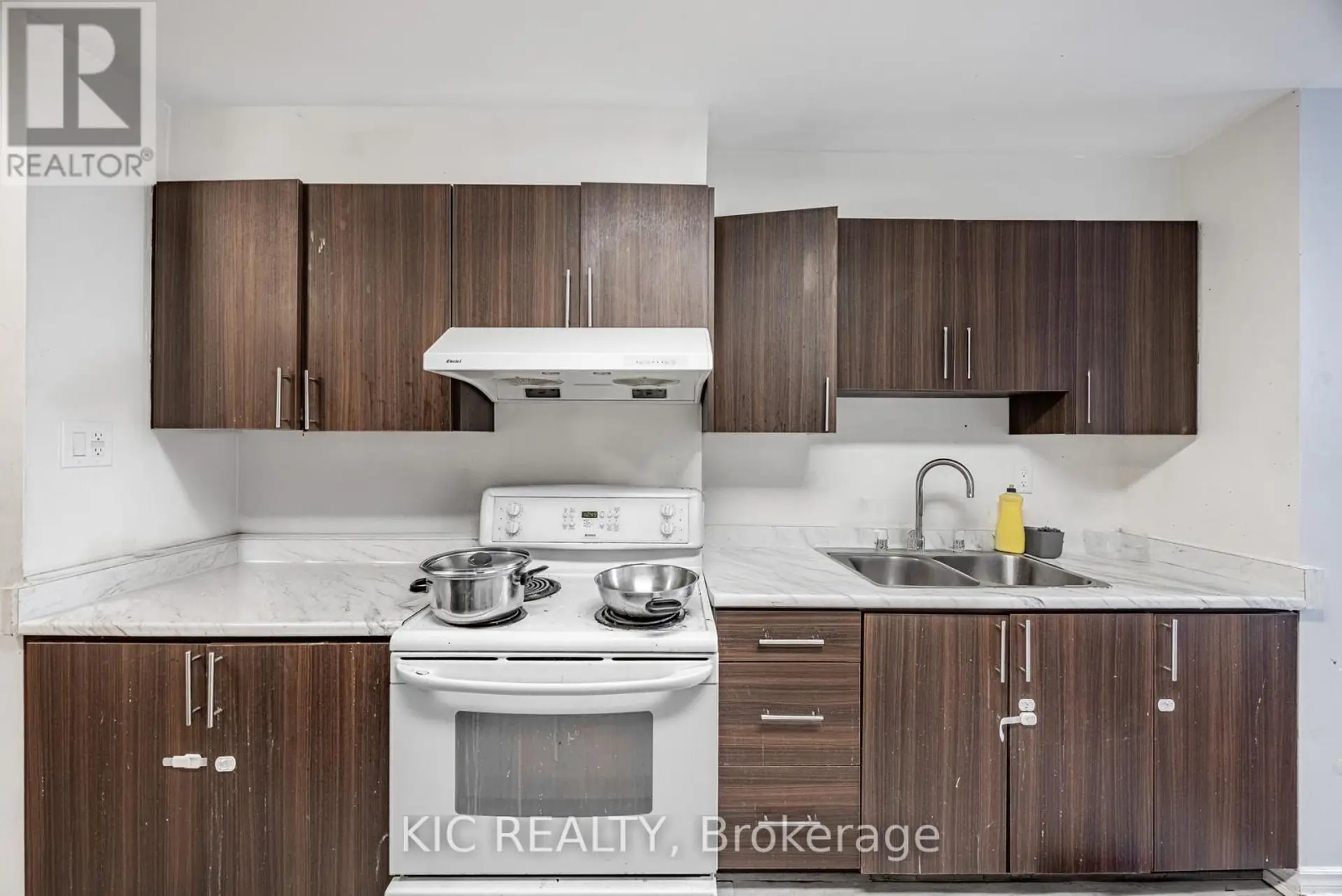 #403 2645 KIPLING AVENUE - Image 4