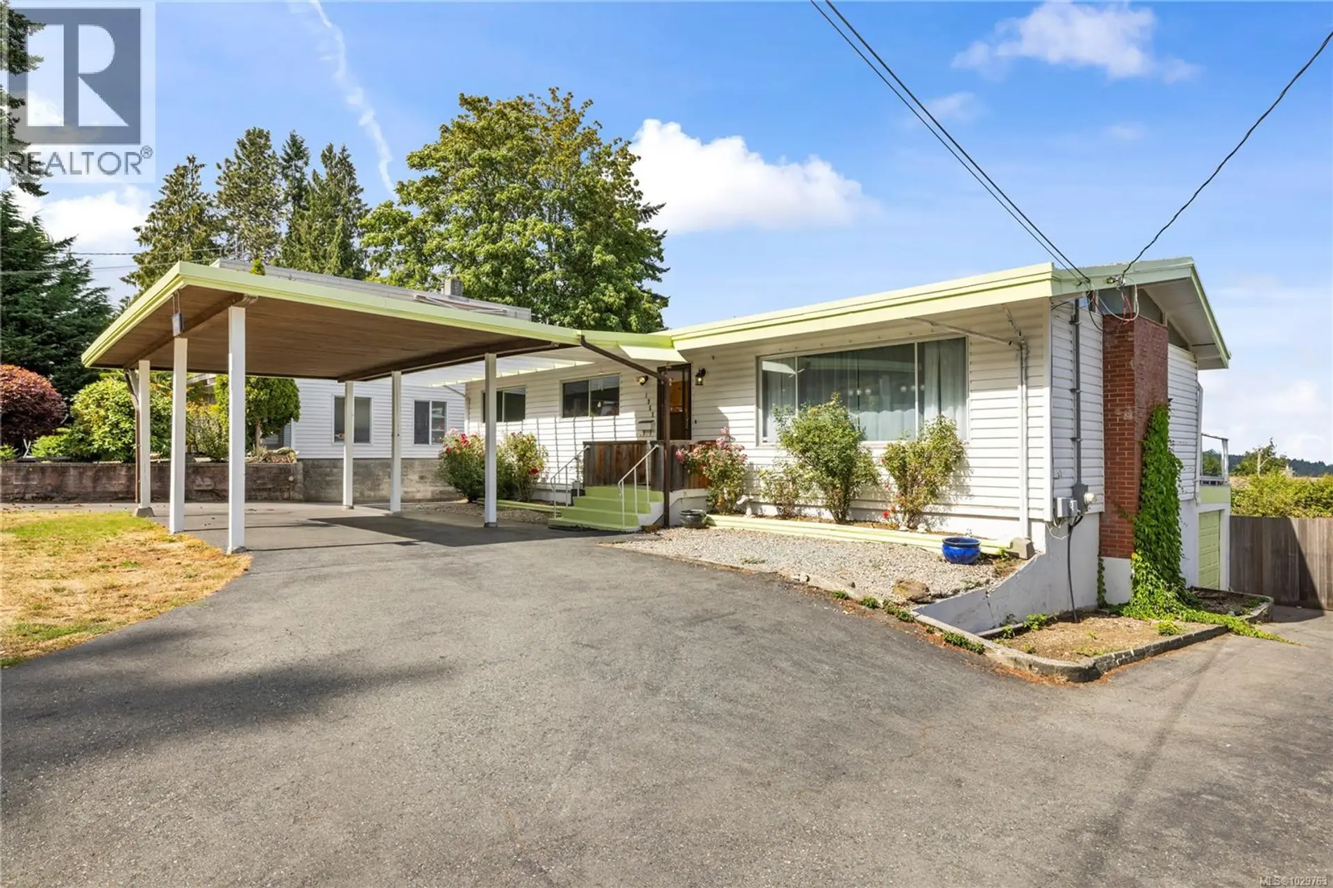 Property at 1968 Estevan Rd, Nanaimo, BC