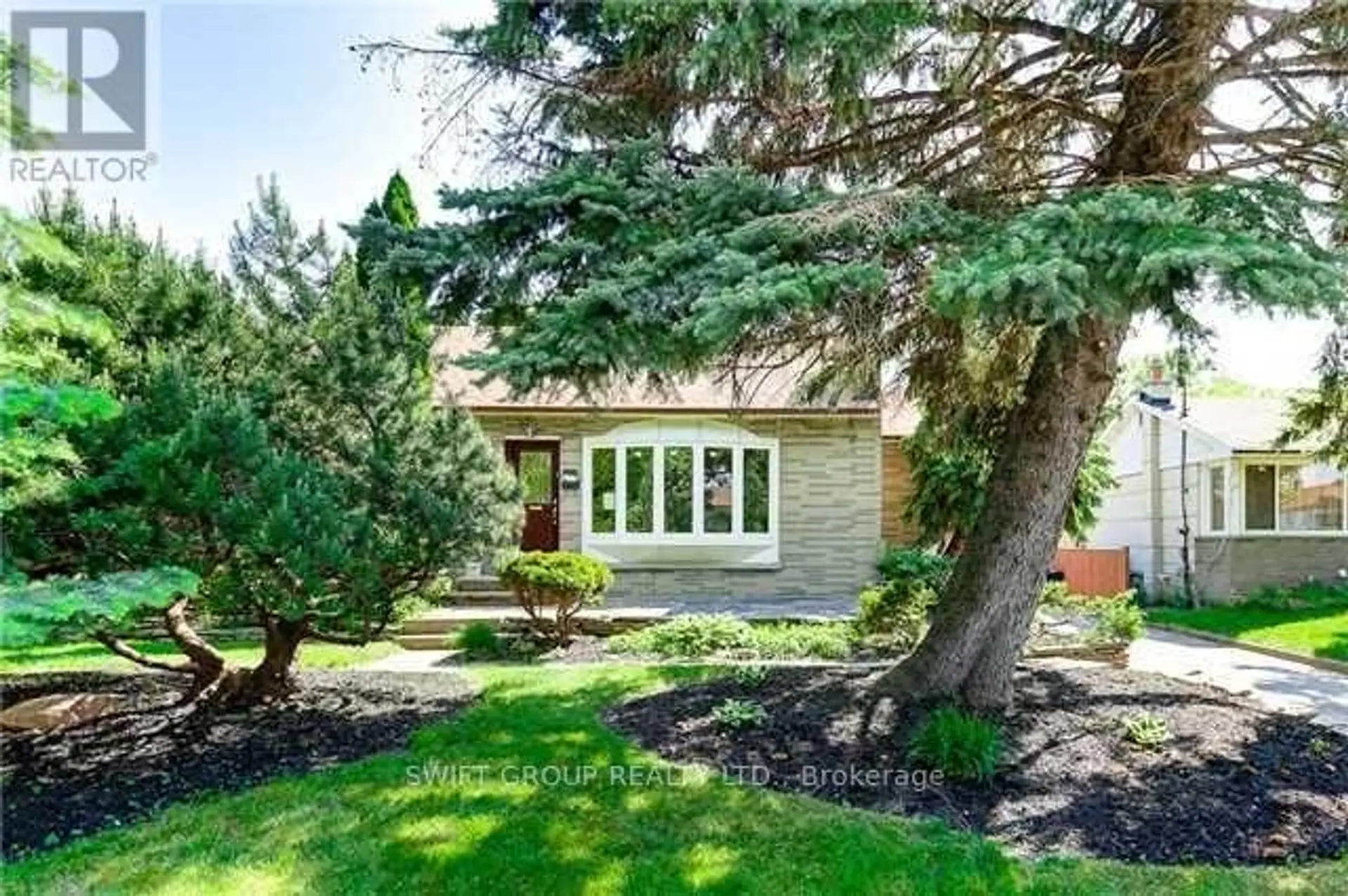 141 KITCHENER ROAD - Image 2