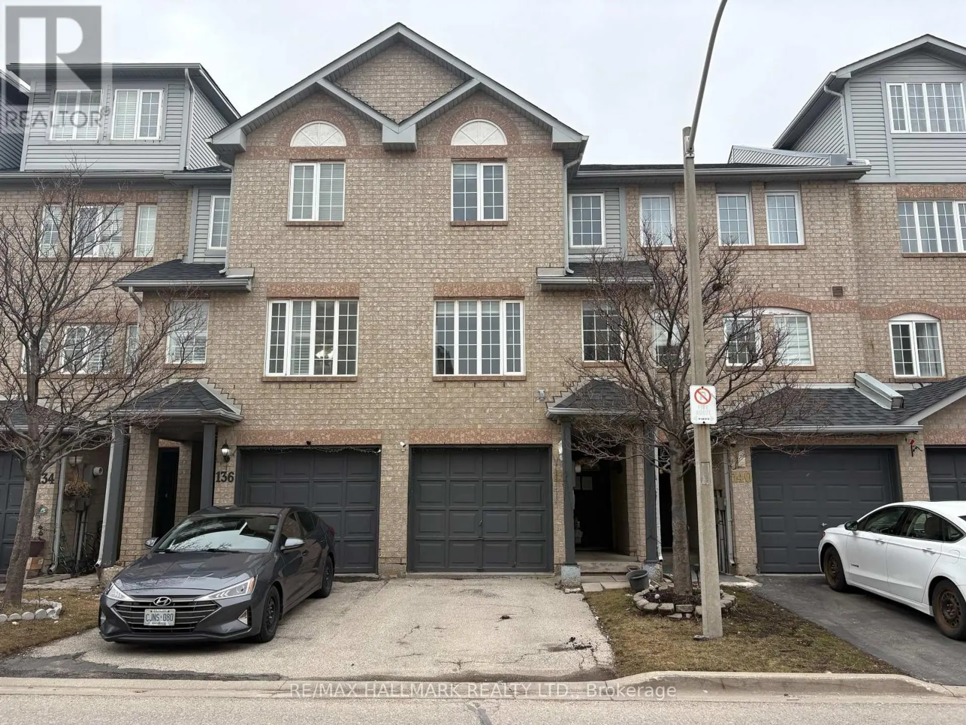 138 SPADINA ROAD - Image 1
