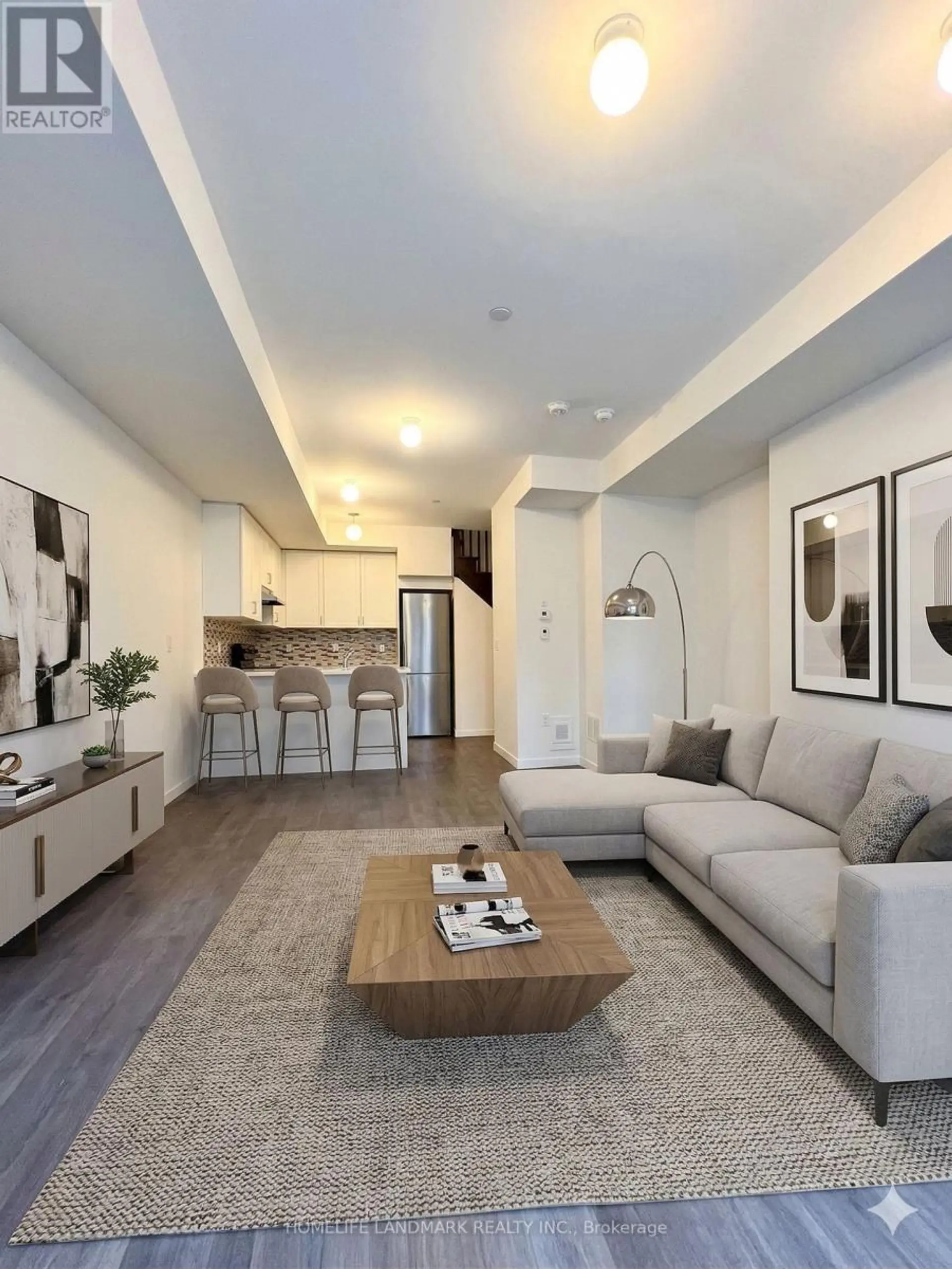 #83 400 ALEX GARDNER CIRCLE - Image 3