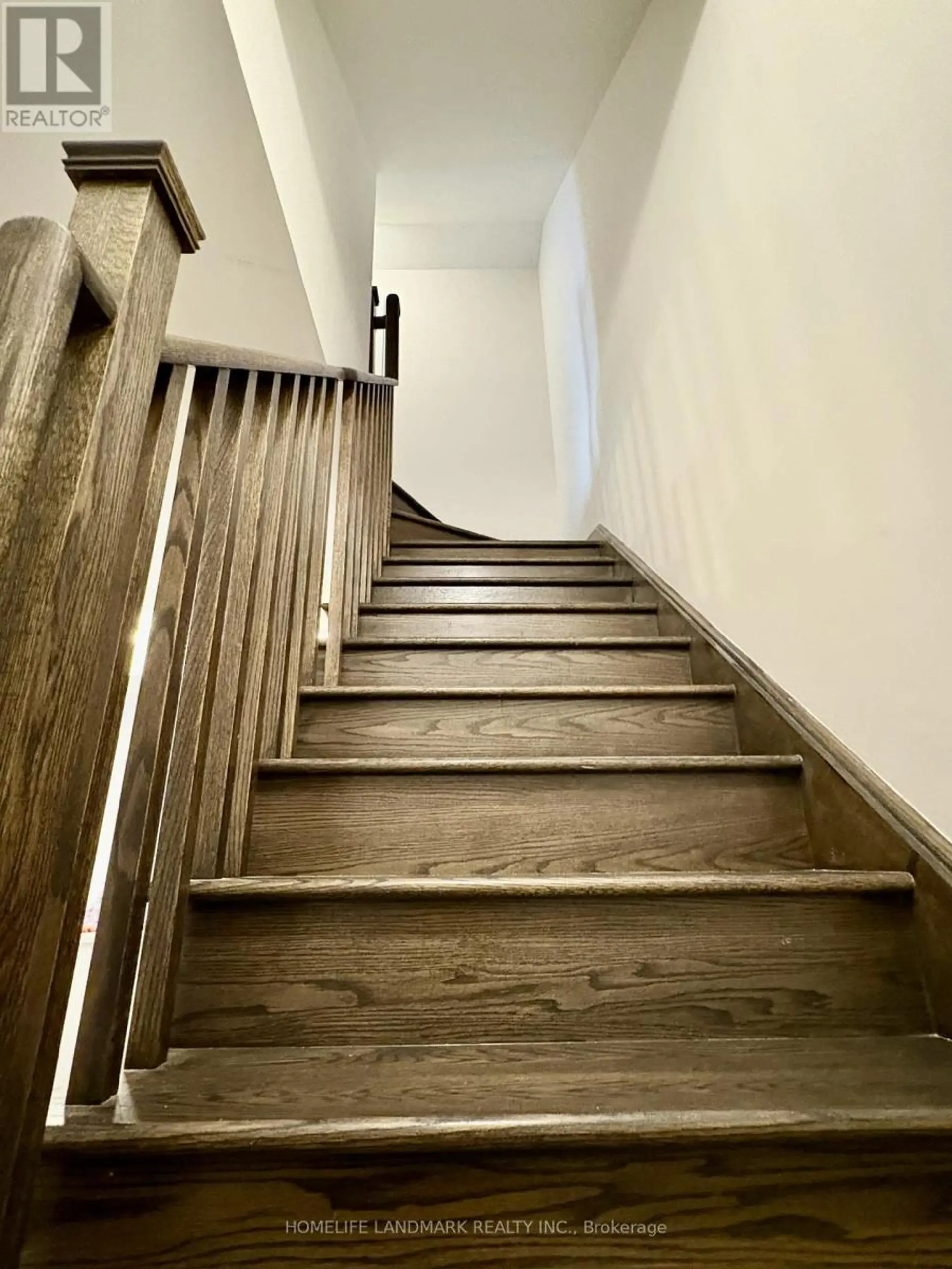 #83 400 ALEX GARDNER CIRCLE - Image 9