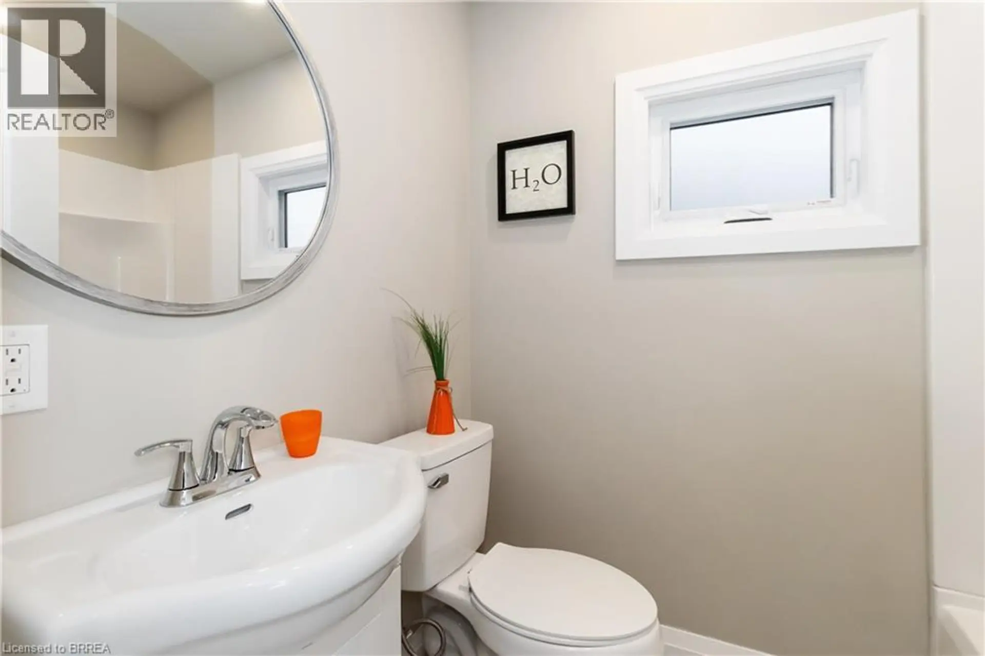 16 MT. PLEASANT Street - Image 11