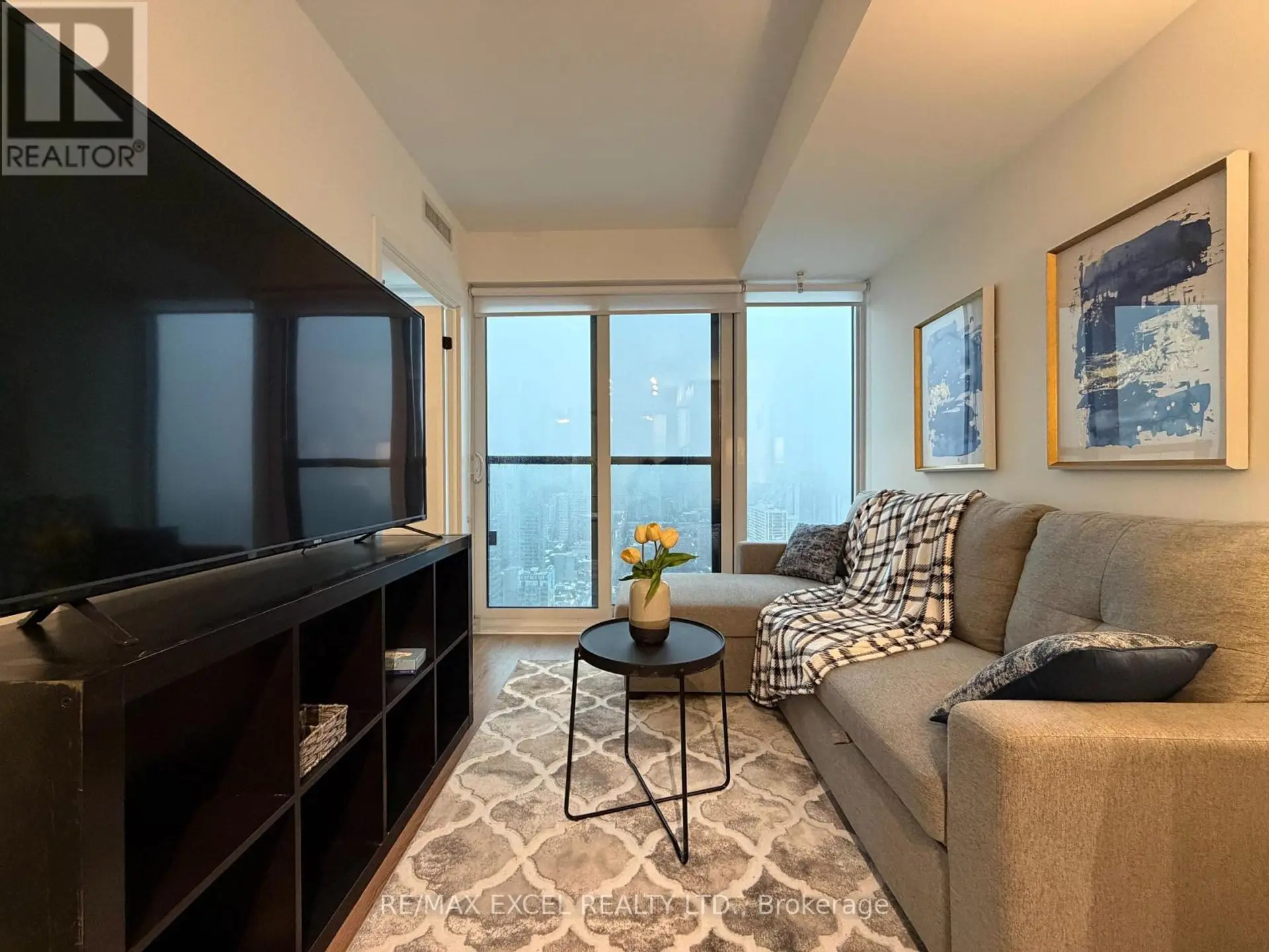 #4808 319 JARVIS STREET - Image 5