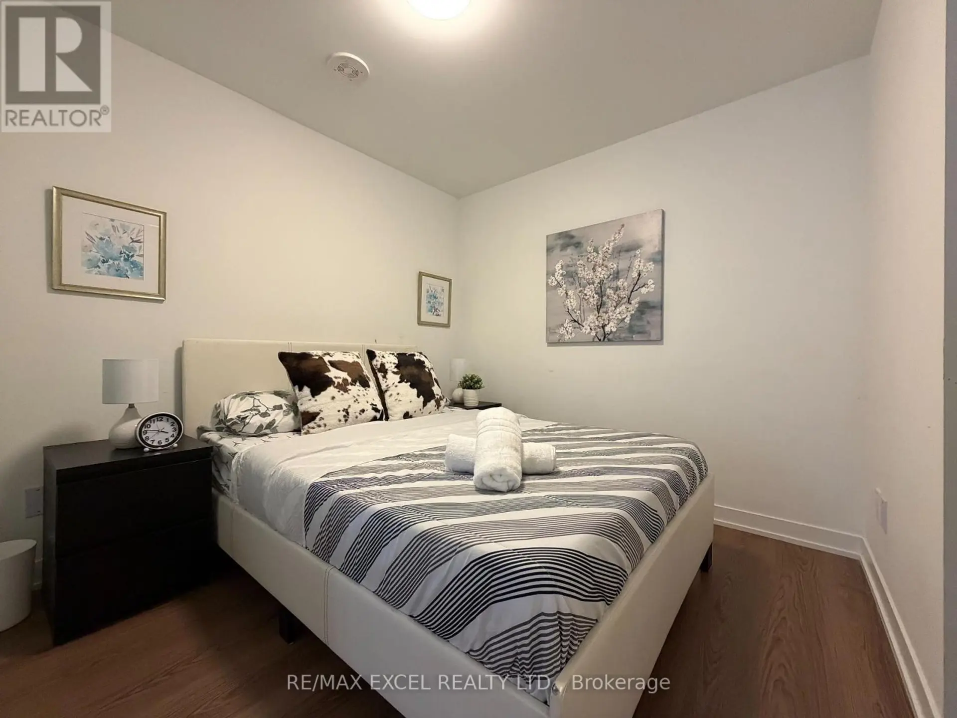#4808 319 JARVIS STREET - Image 6