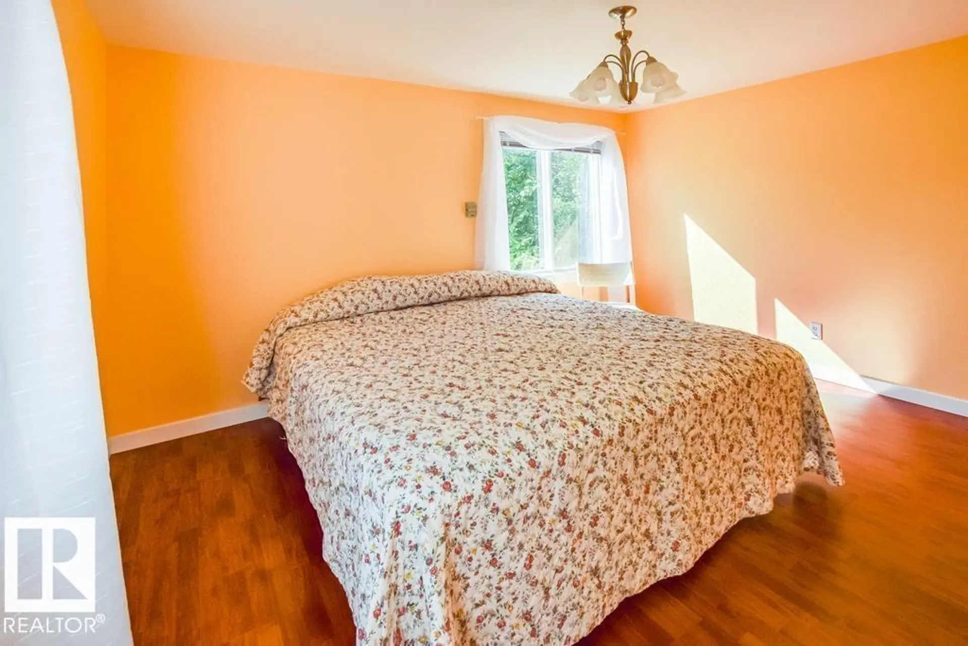 320 PERCH CLOSE - Image 18