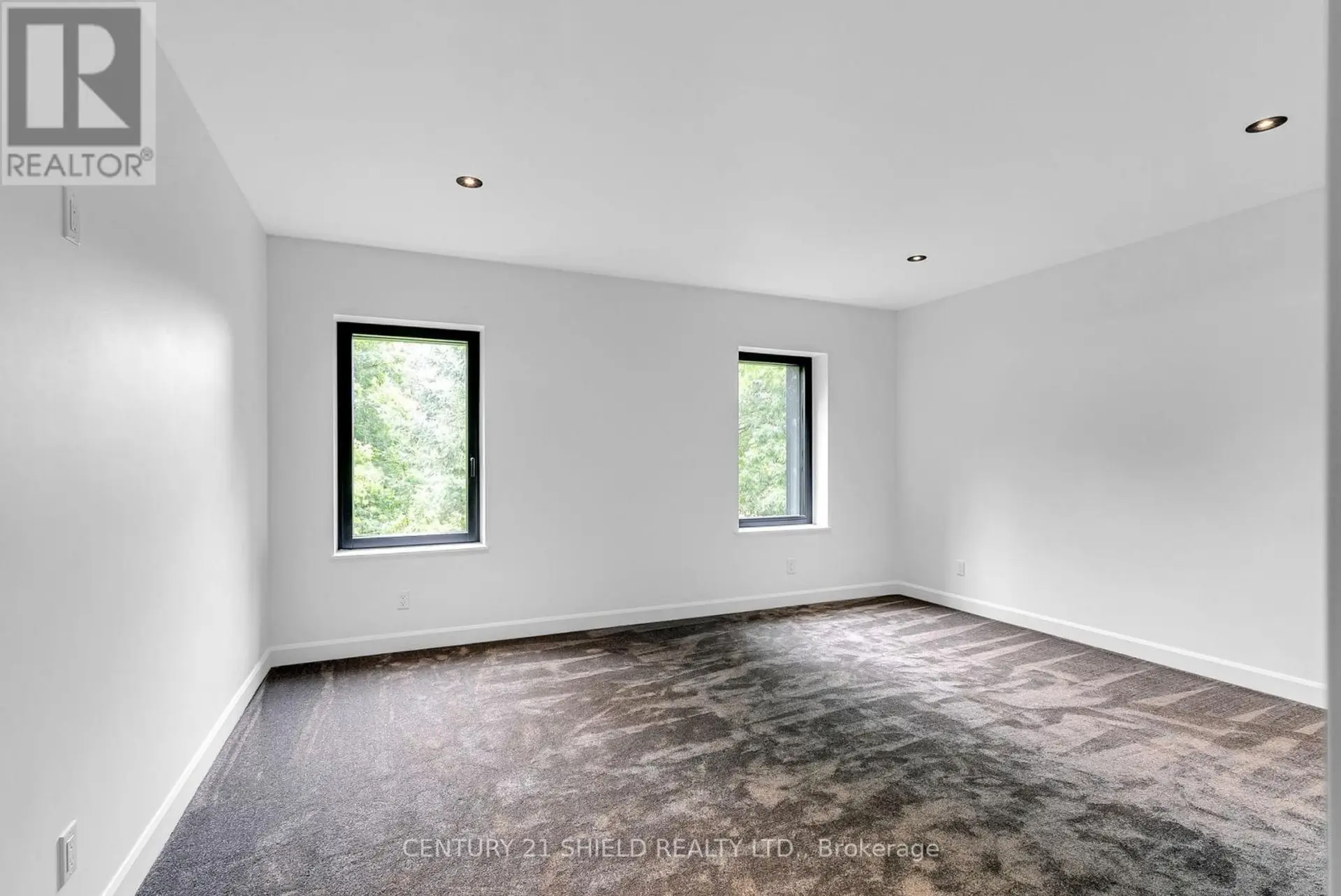 6645 GLEN WALTER PARK ROAD - Image 12