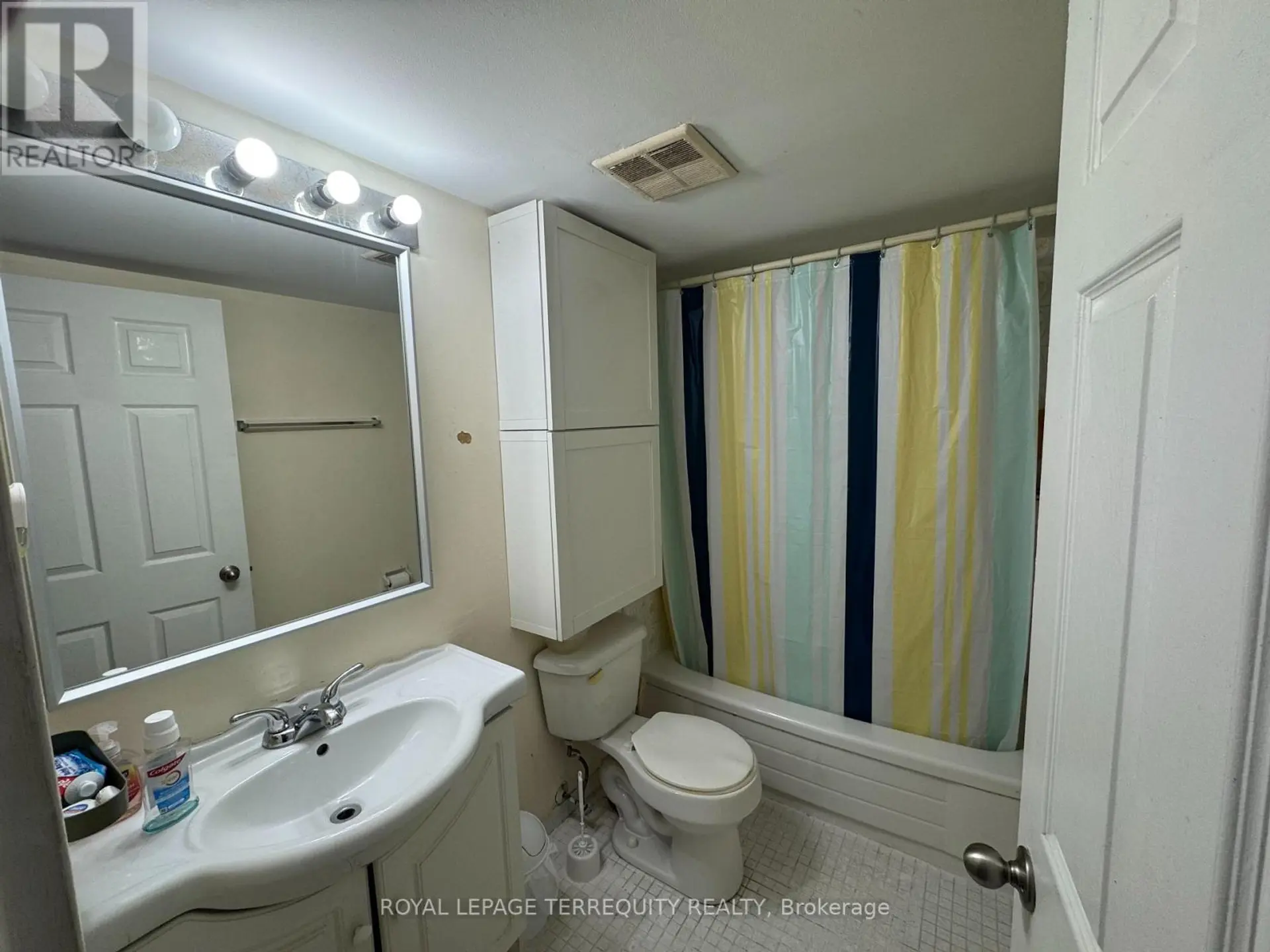 #605 40 PANORAMA COURT - Image 11