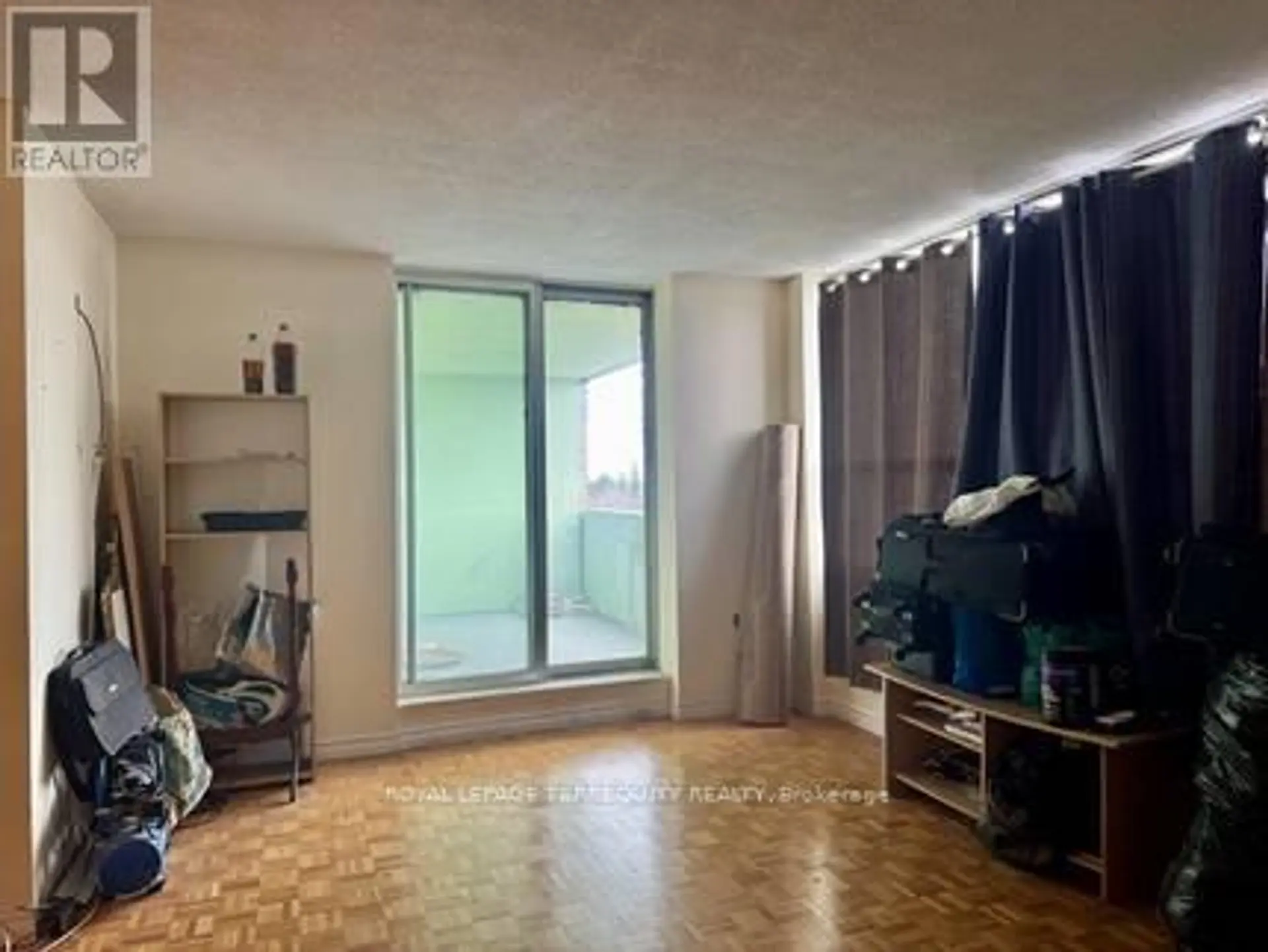 #605 40 PANORAMA COURT - Image 3