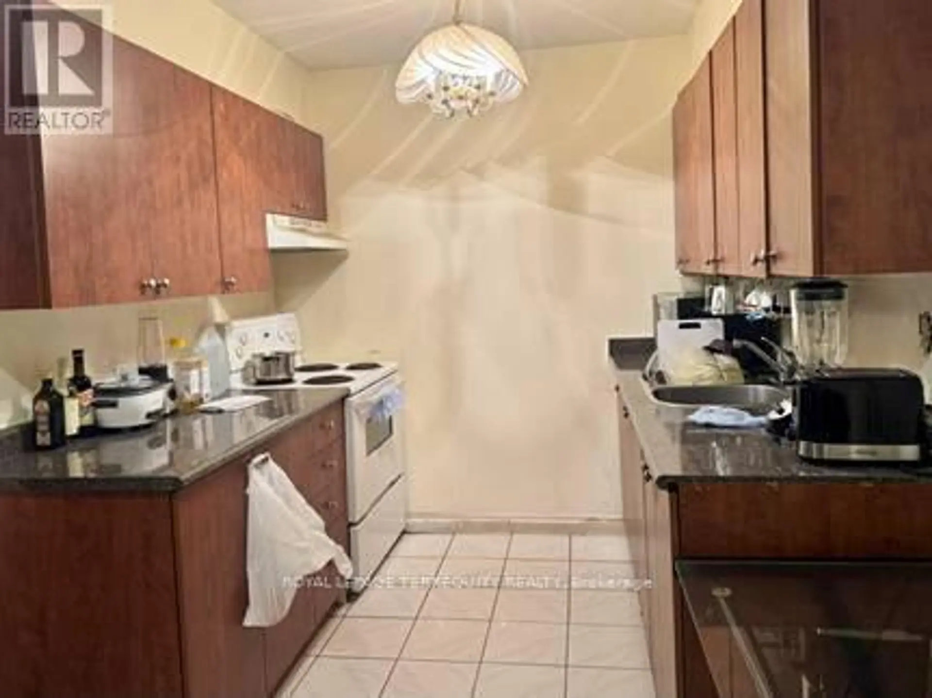 #605 40 PANORAMA COURT - Image 5