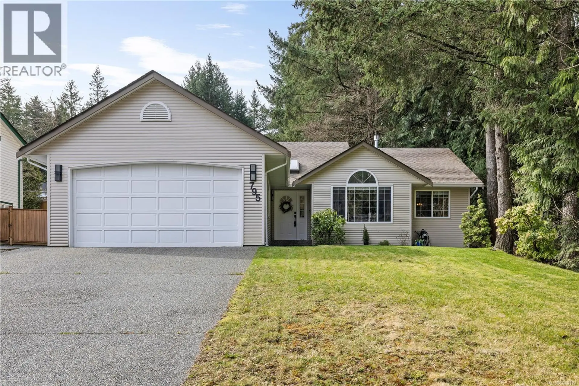 Property at 795 Southland Way, Nanaimo, BC