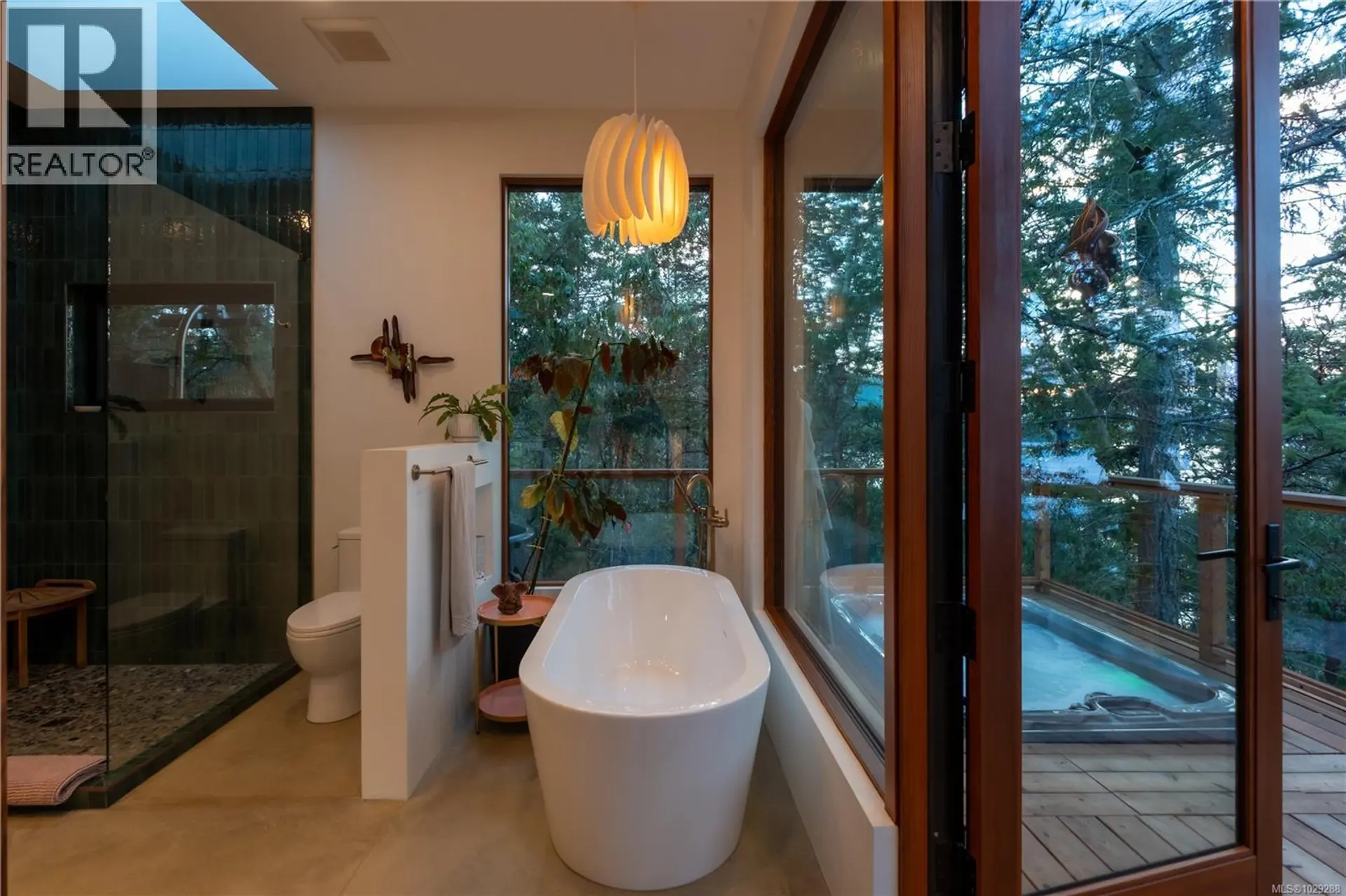 Property at 154 NARROWS WEST RD, Salt Spring, BC