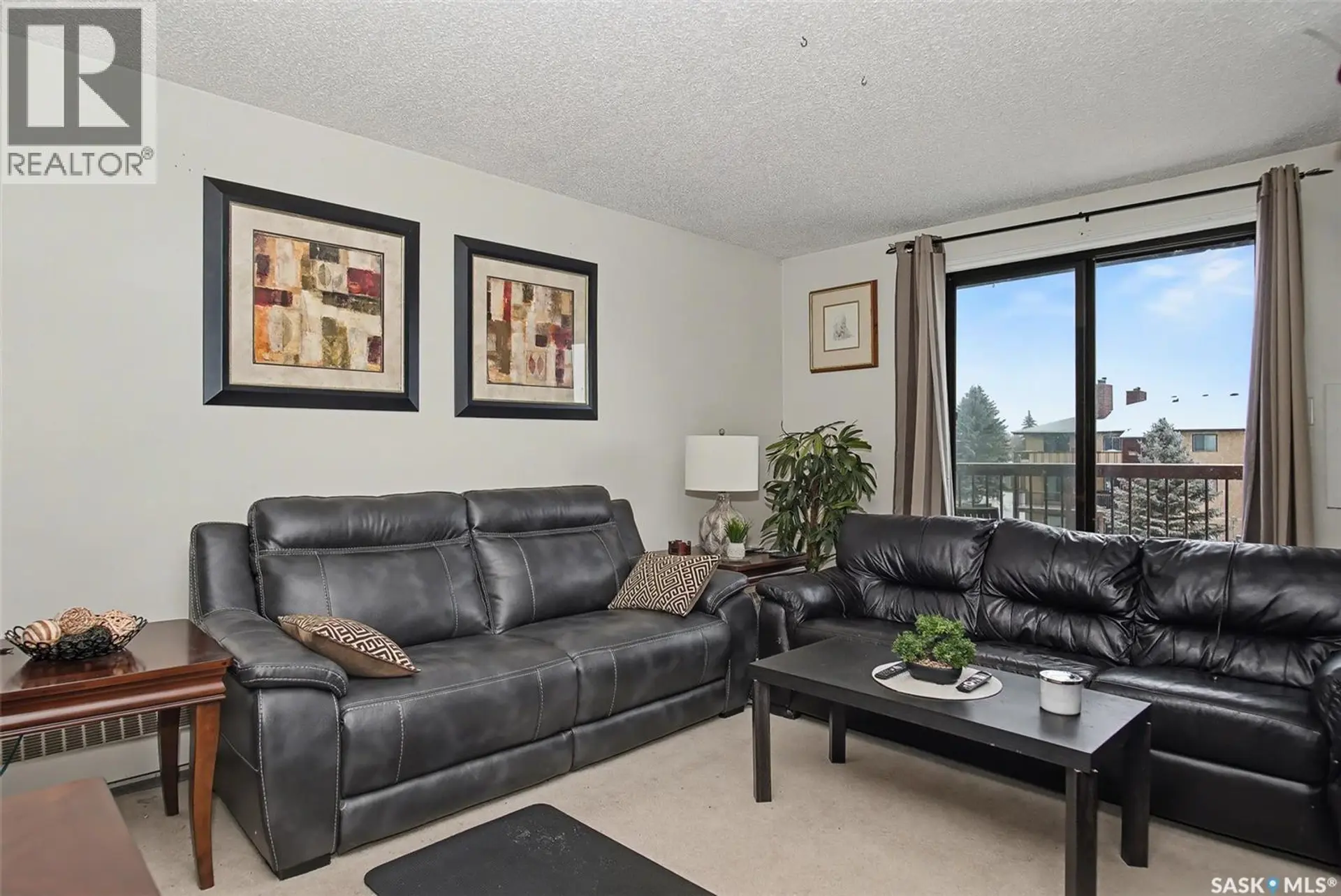 #301 35 alport CRESCENT - Image 3