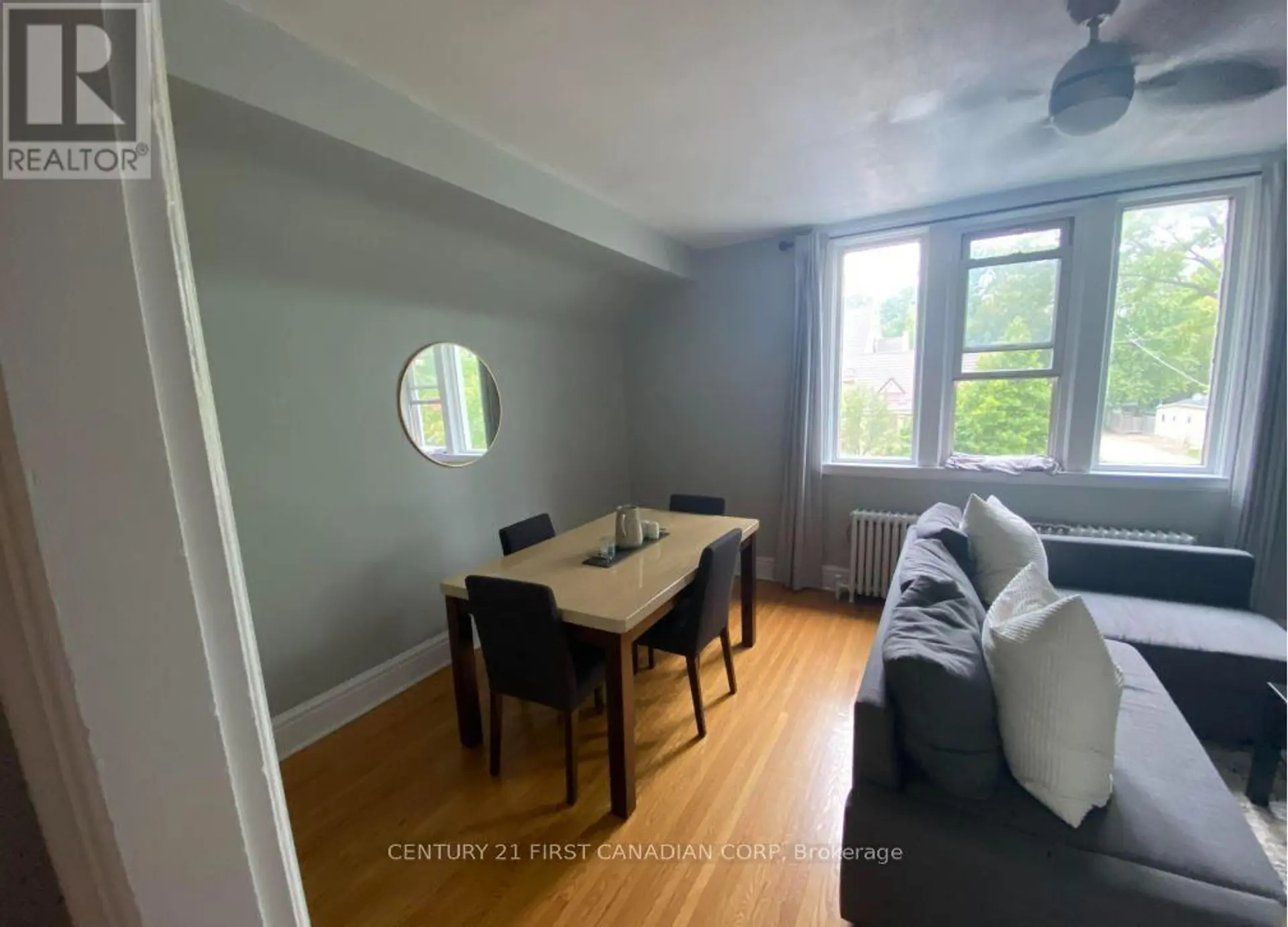 281 HILL STREET - Image 11