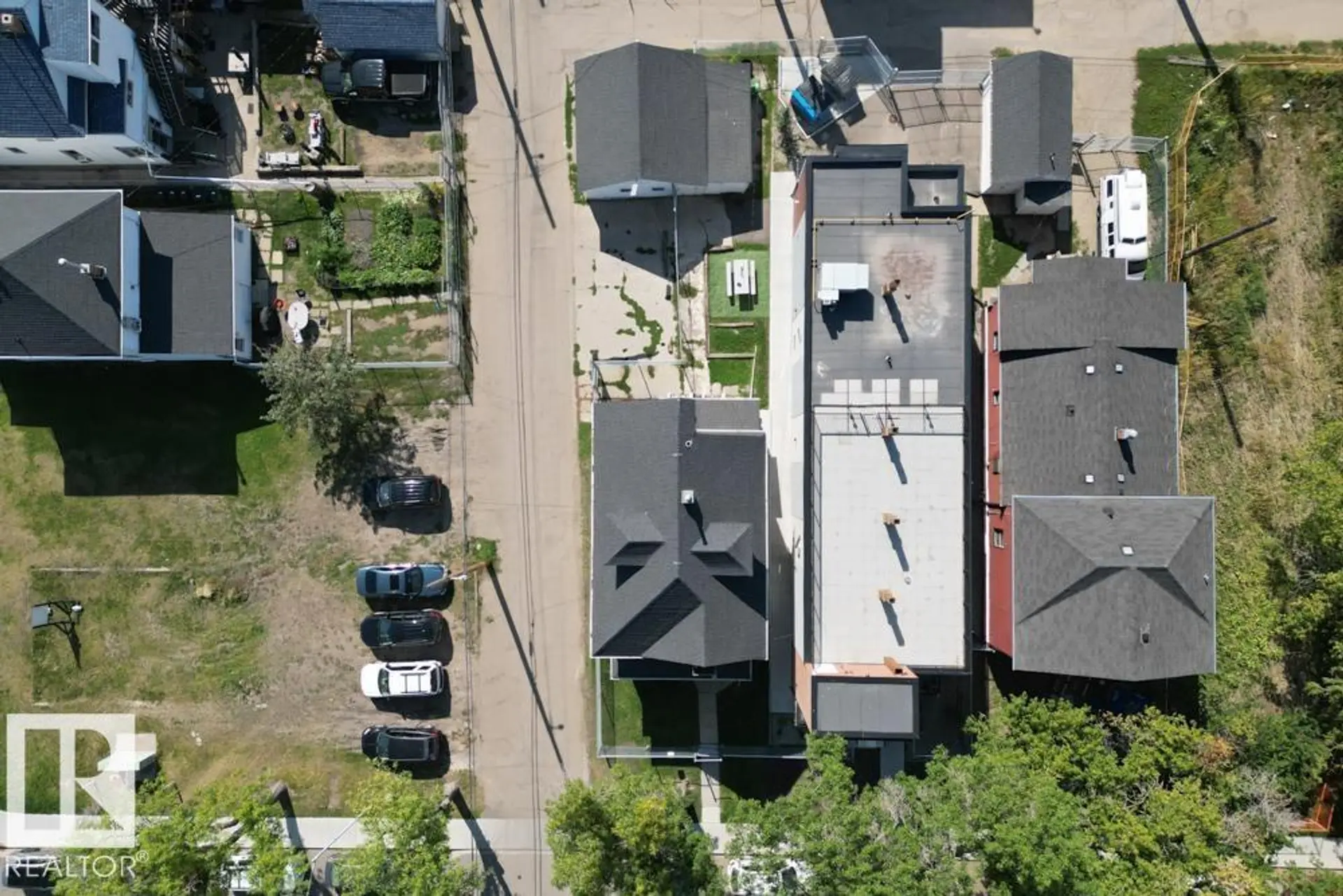 9513 103 AV NW - Image 15