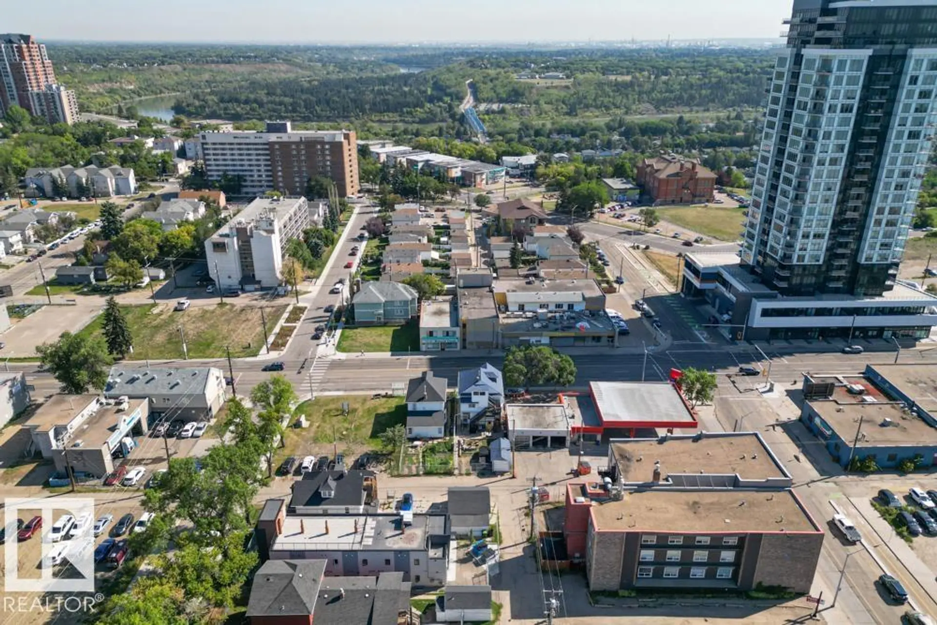 9513 103 AV NW - Image 18