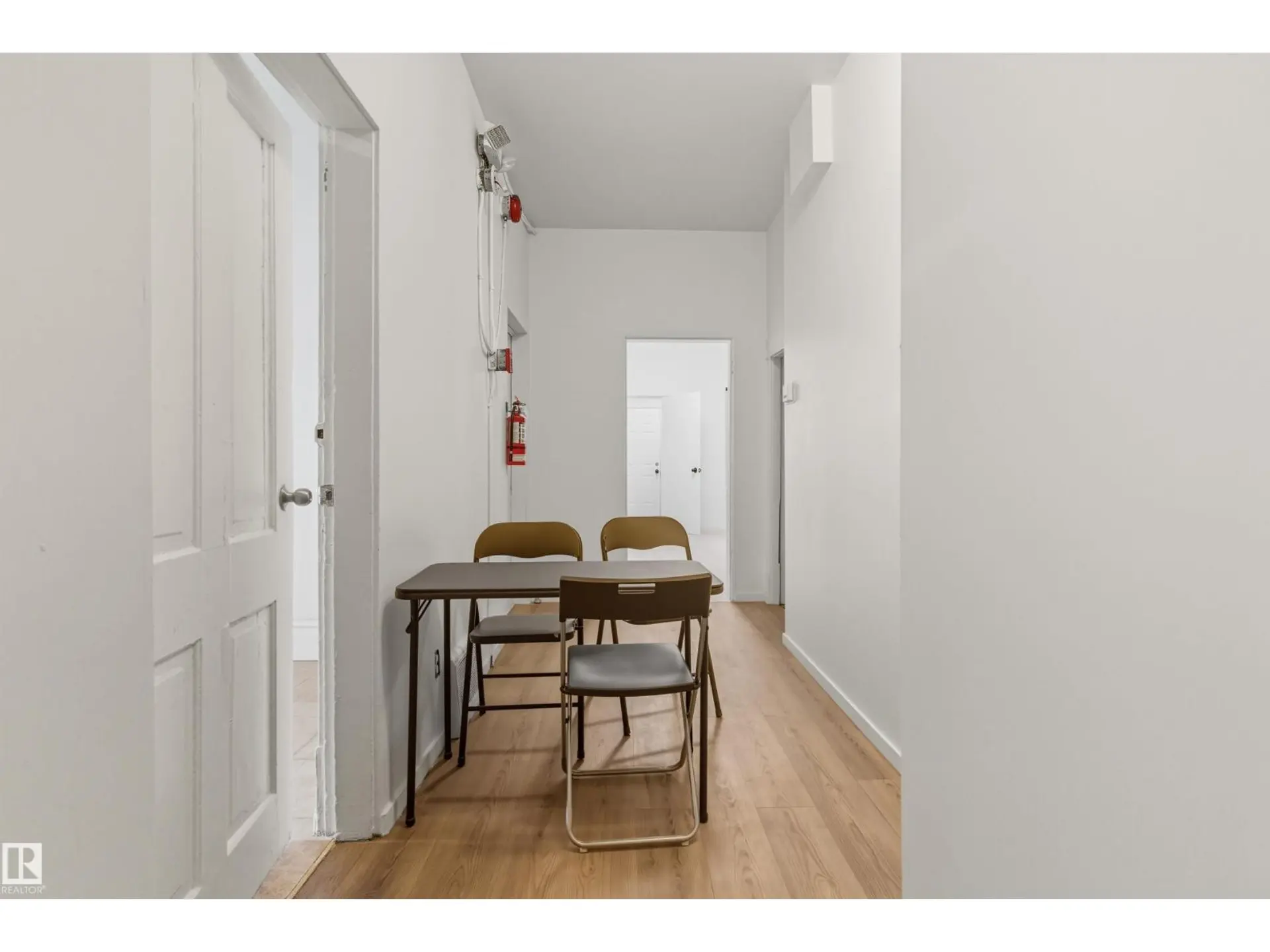 9513 103 AV NW - Image 7