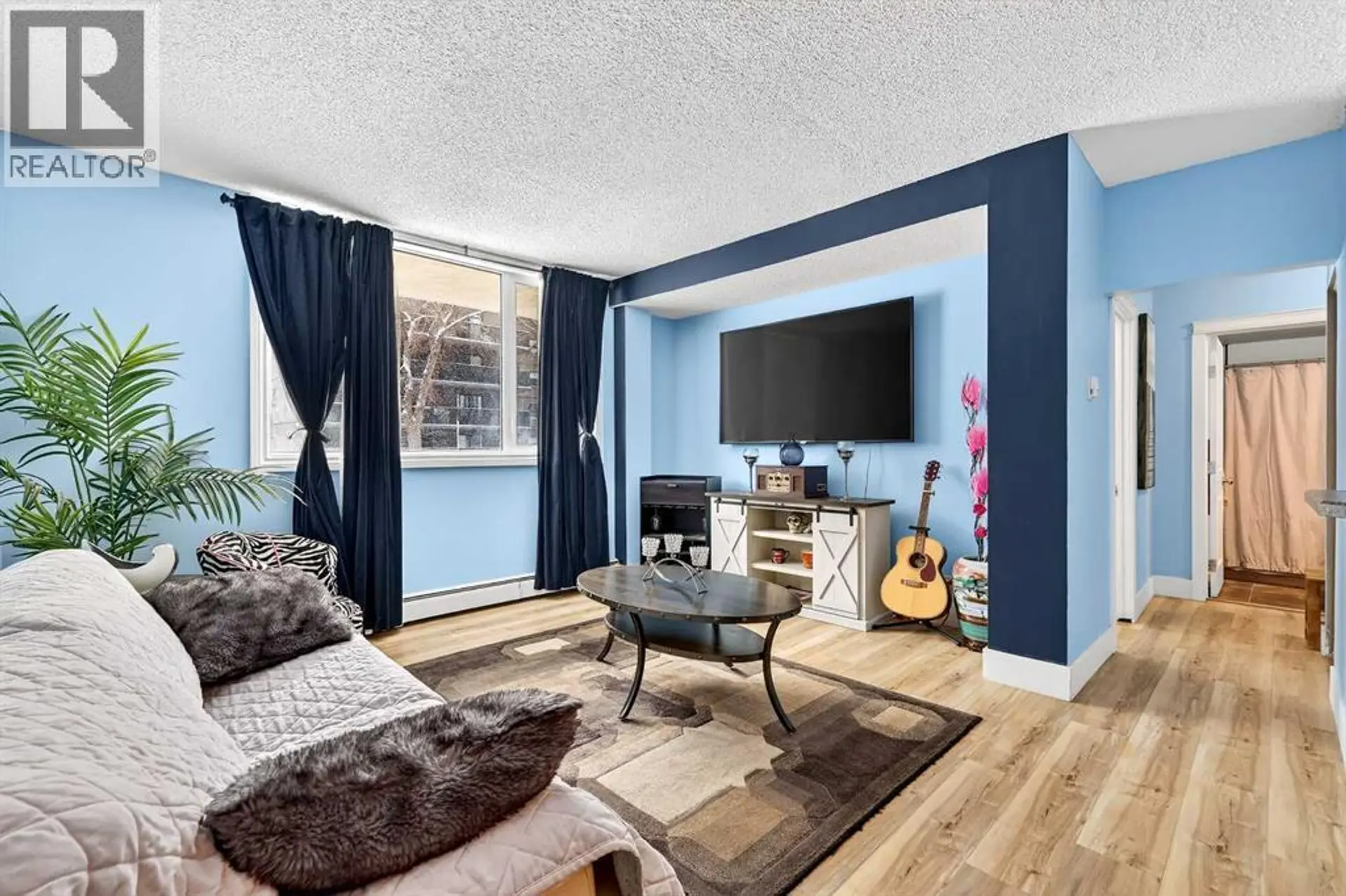 #102 1312 13 AVENUE SW - Image 2