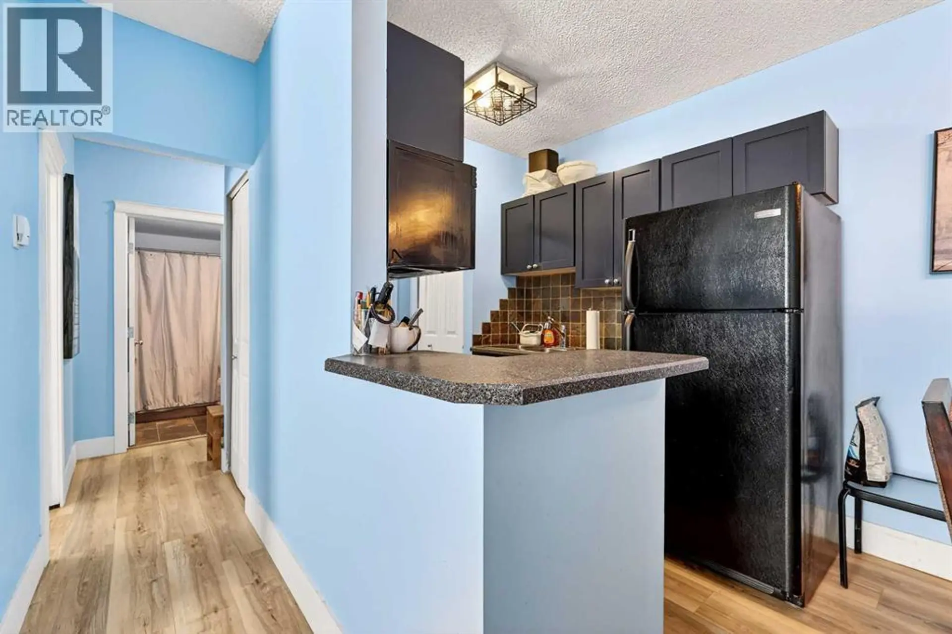 #102 1312 13 AVENUE SW - Image 9