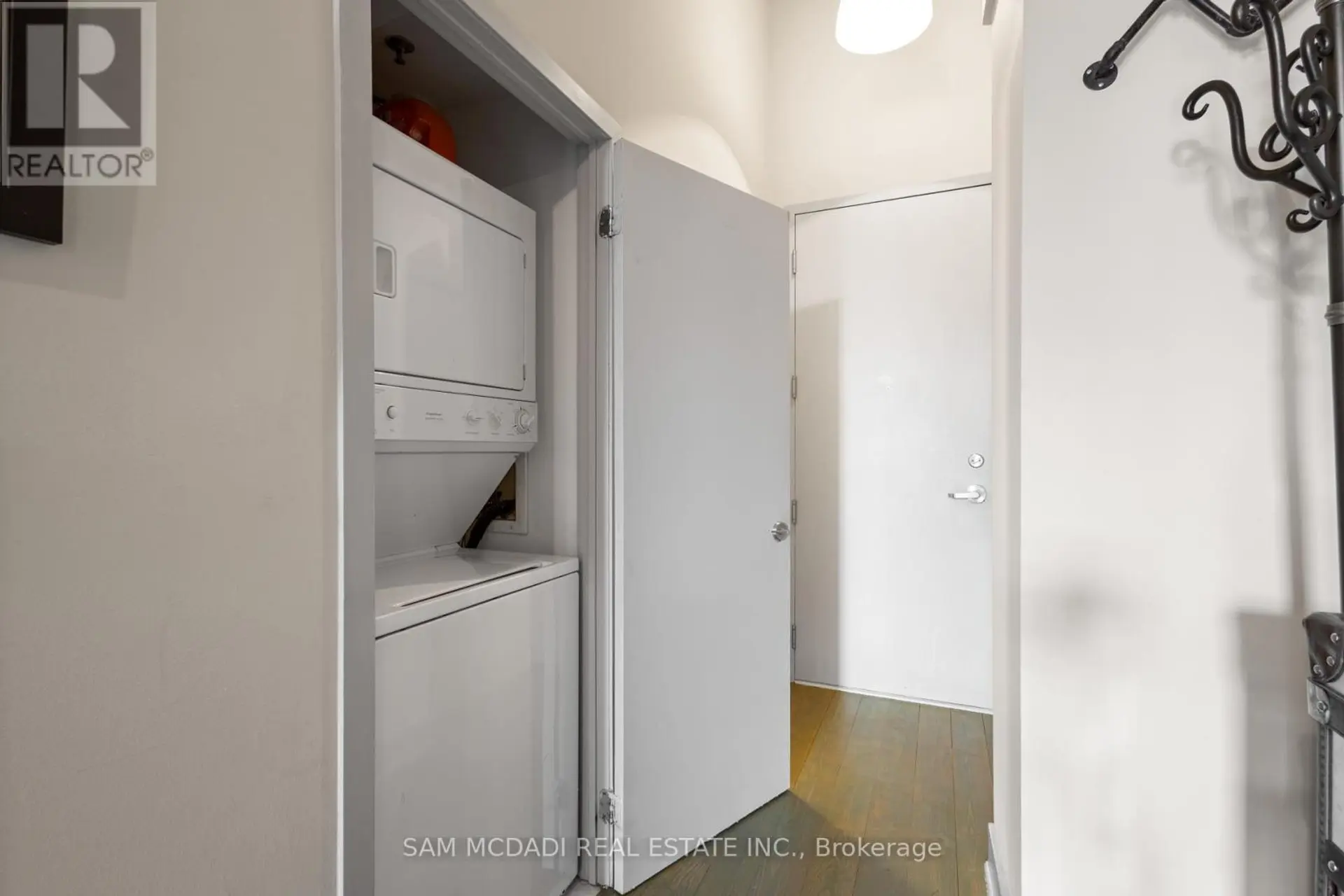 #204 183 DOVERCOURT ROAD - Image 15